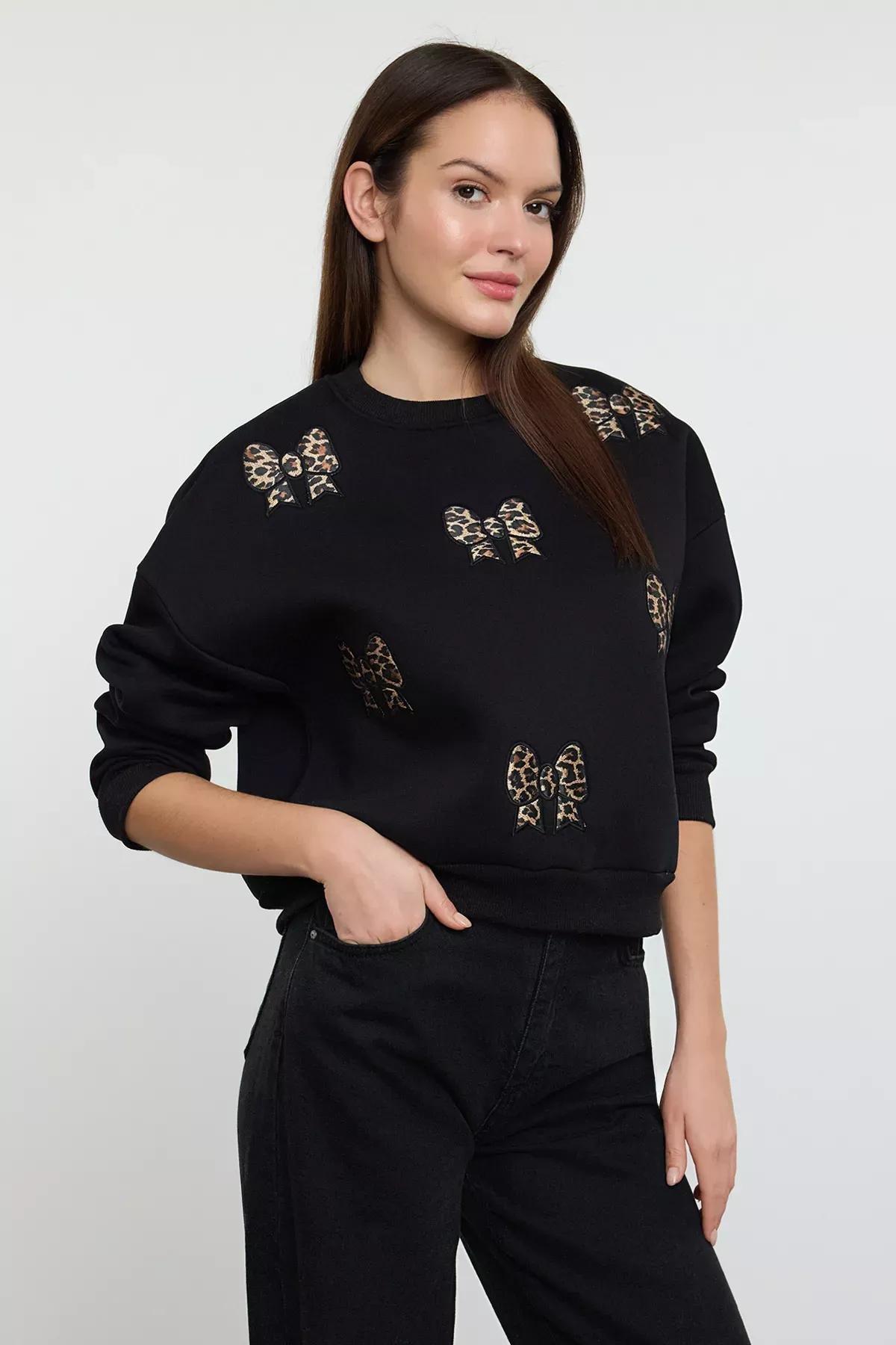 Black Polar Fleece Leopard Sweatshirt, , large image number 0