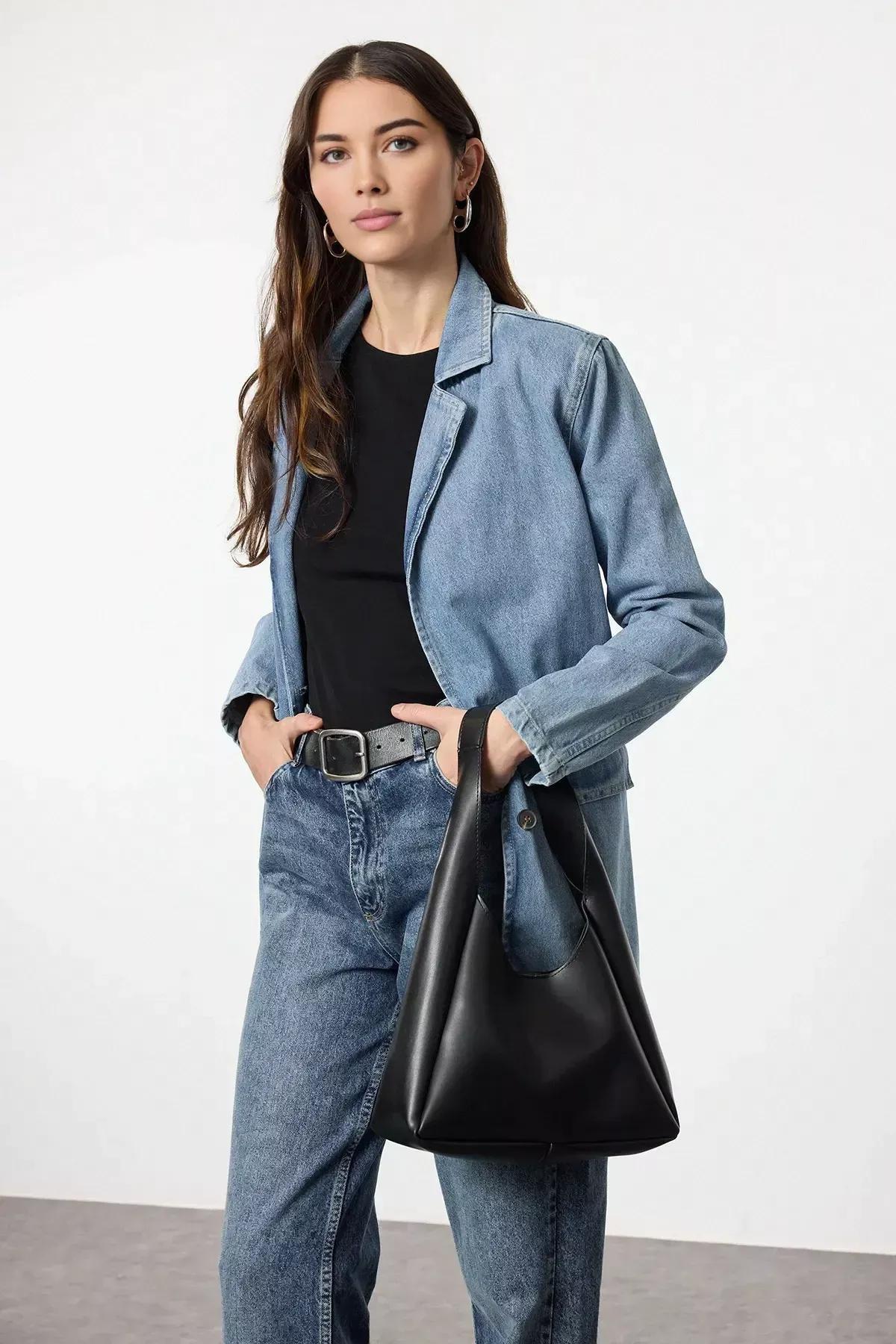 Black Cub Oval Shoulder Bag, BLACK, large image number 1