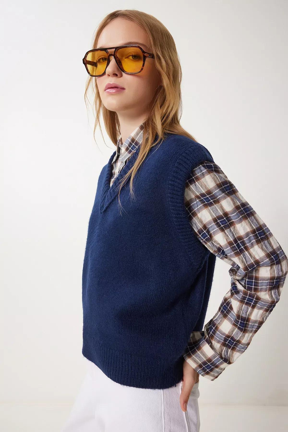 Navy V-Neck Knit Sweater, Navy blue, large image number 2