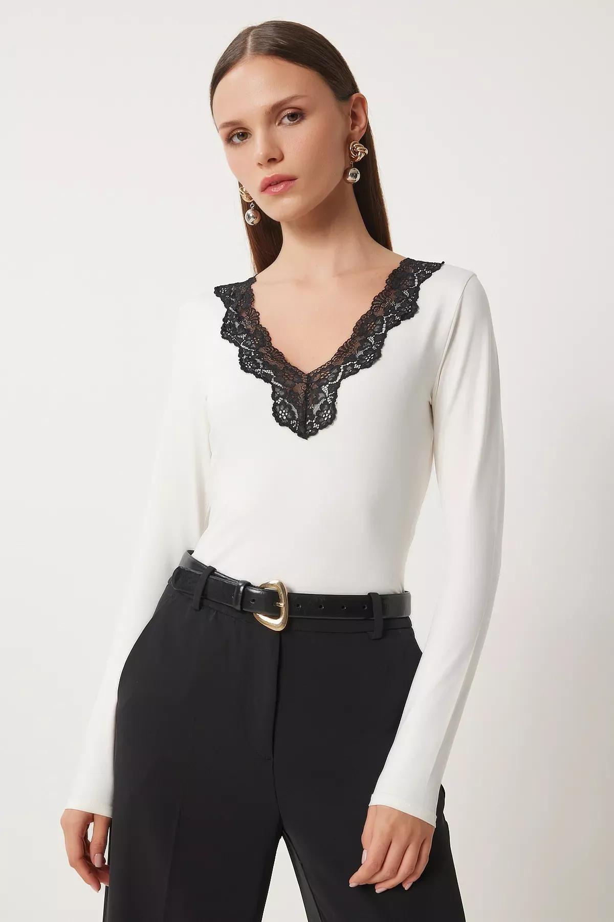 Beige V-Neck Laced Knitted Snap Bodysuit, , large image number 1