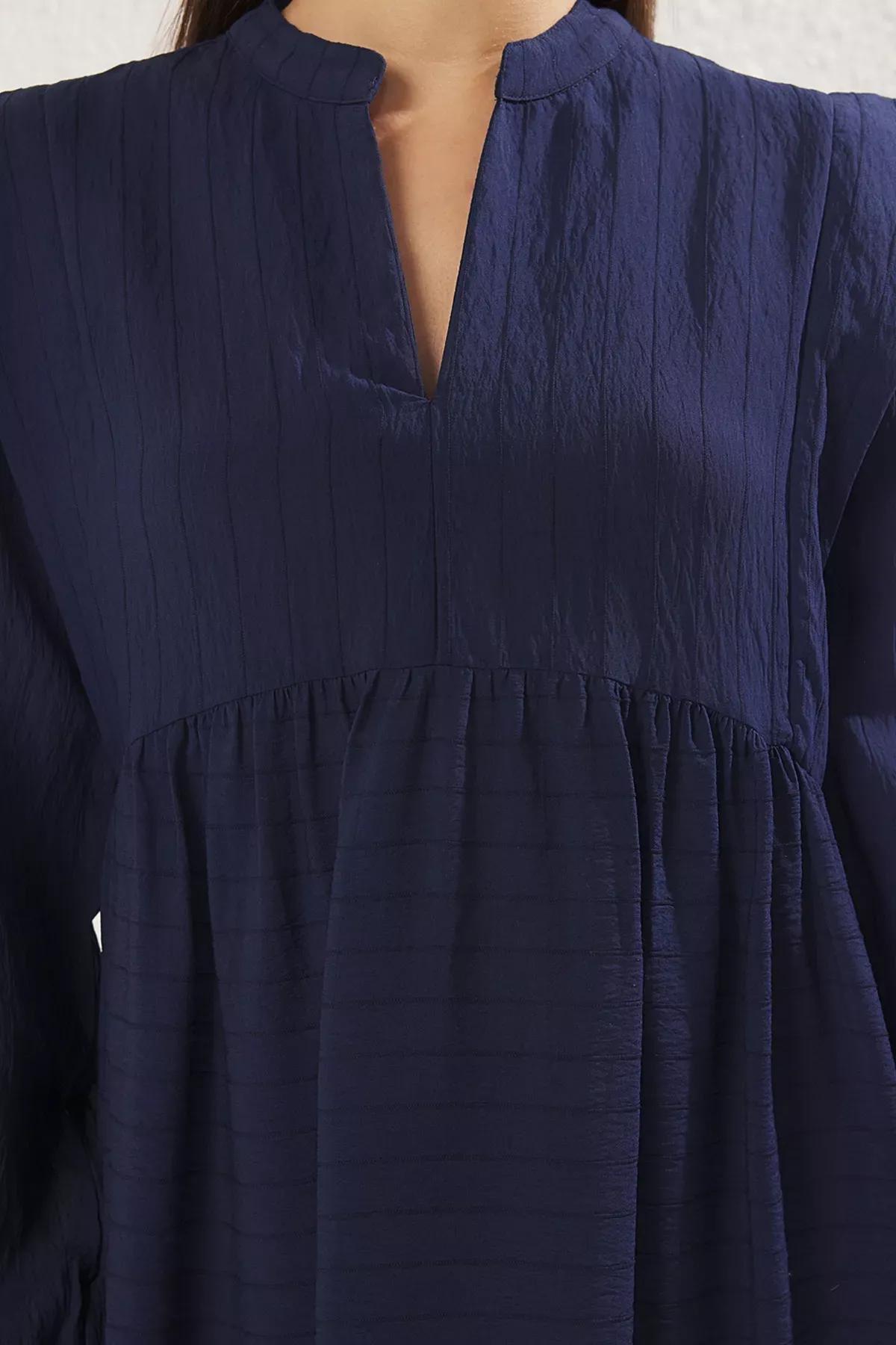 Navy Relaxed Cut V-Neck Mini Dress, Navy blue, large image number 3