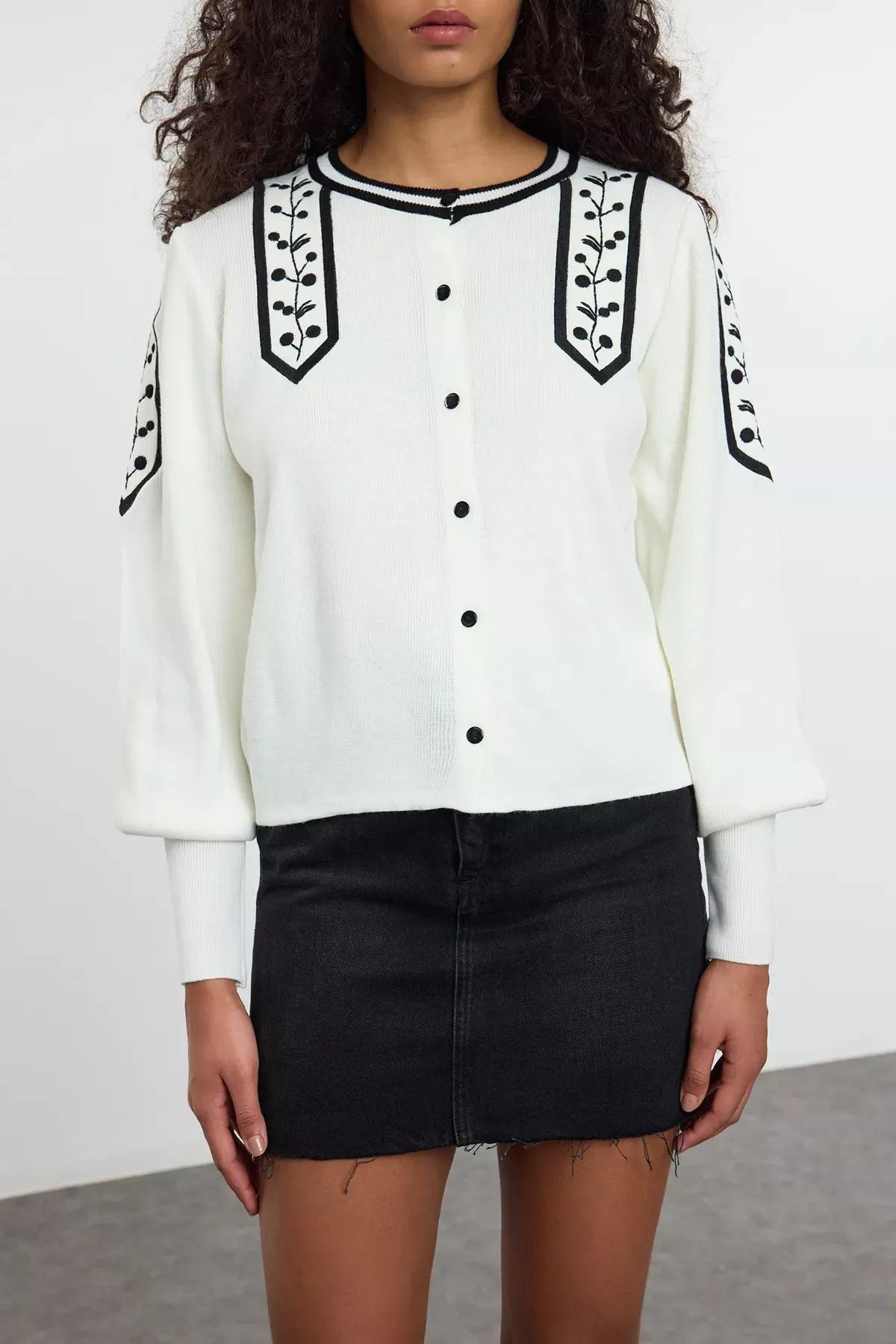 Beige Embroidered Knit Cardigan, , large image number 2