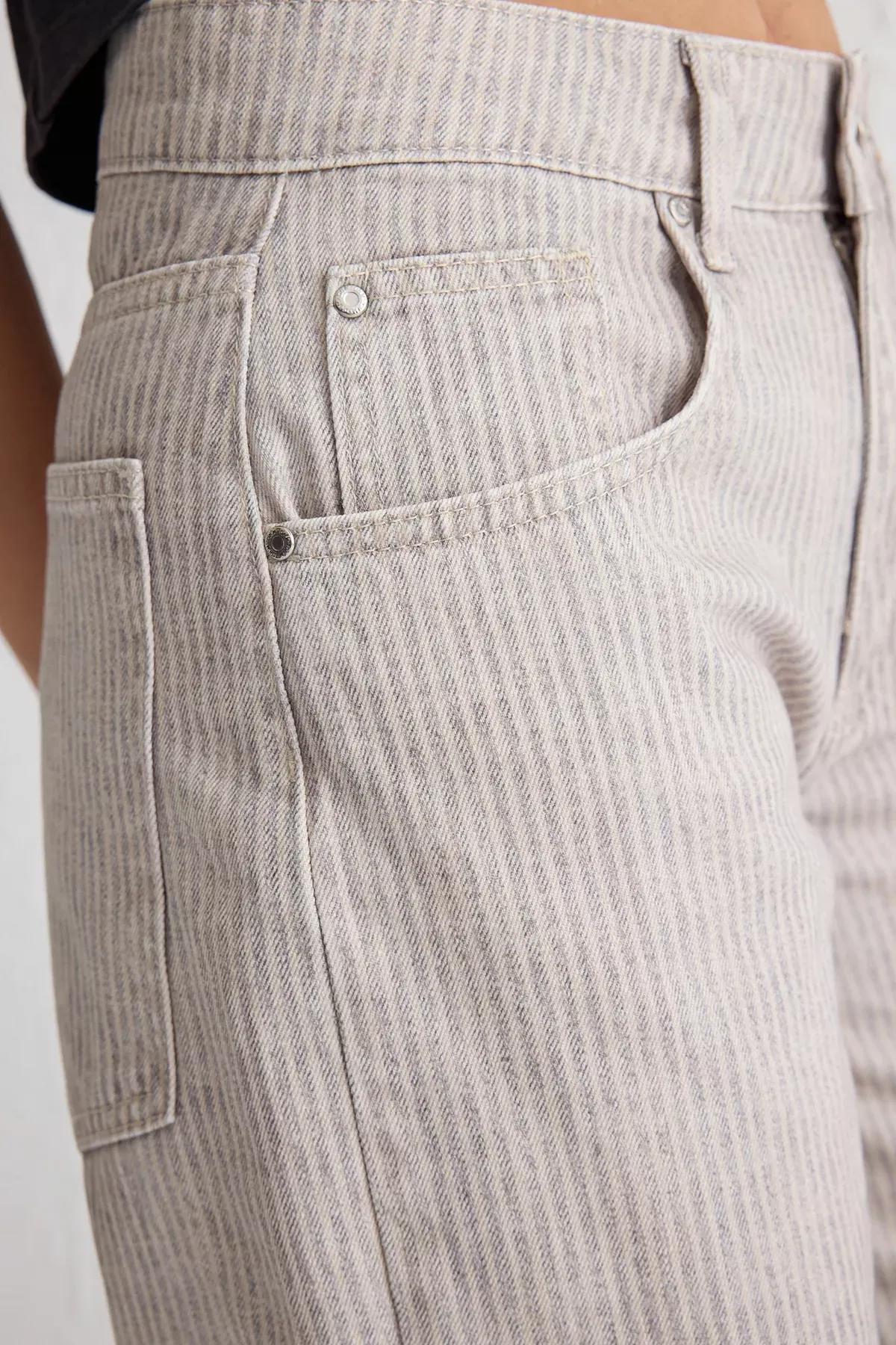 Multicolor Striped Barrel Jeans, , large image number 2