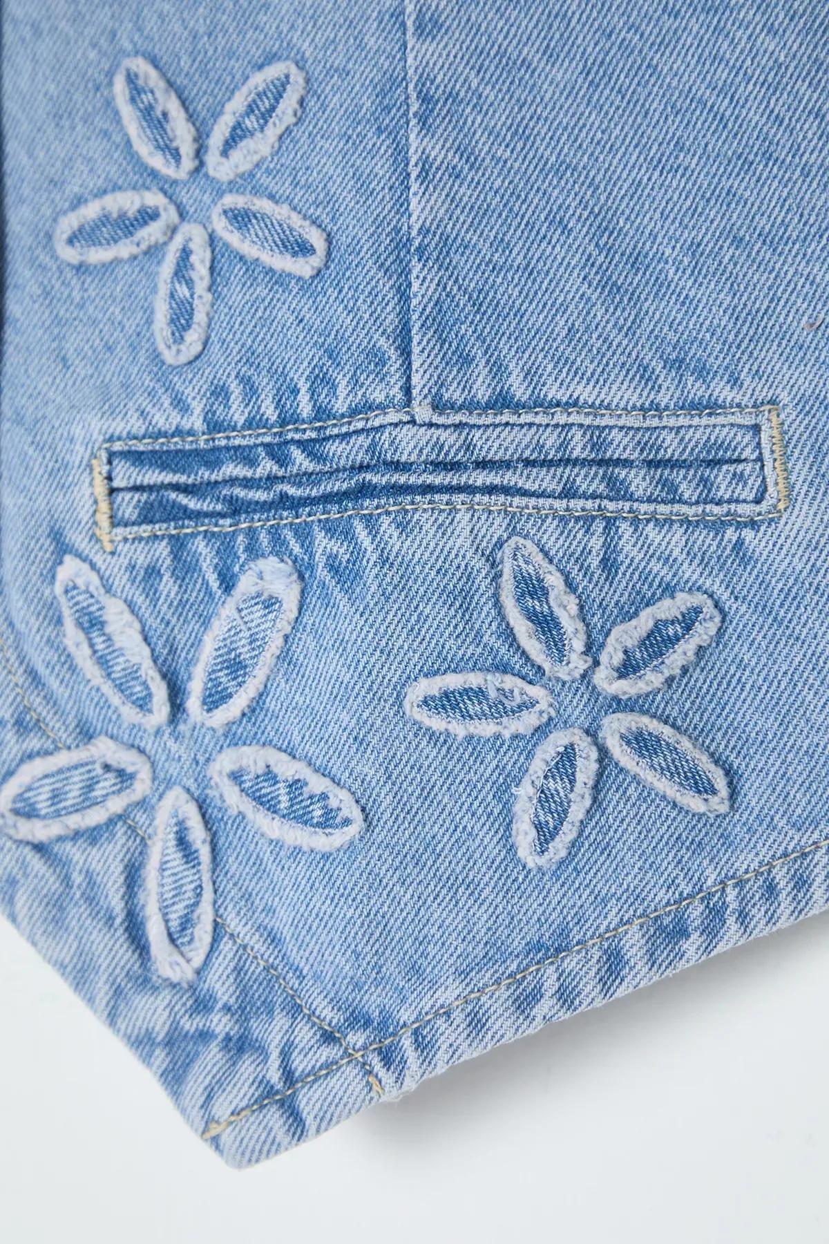 Blue Floral Embroidered Denim Vest, LIGHT BLUE, large image number 6