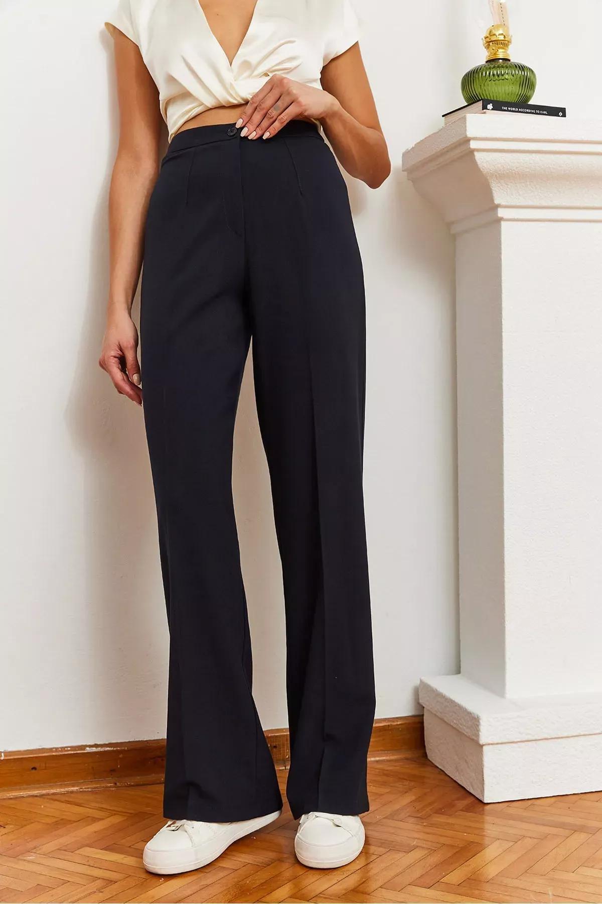 Blue Oversize Hooded Puffer Vest, Navy blue, large image number 1