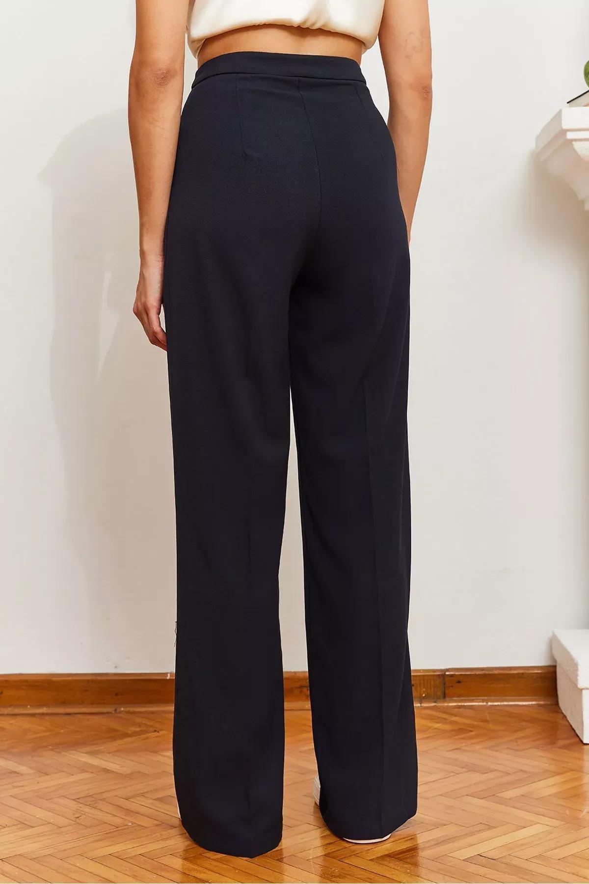 Blue Oversize Hooded Puffer Vest, Navy blue, large image number 4