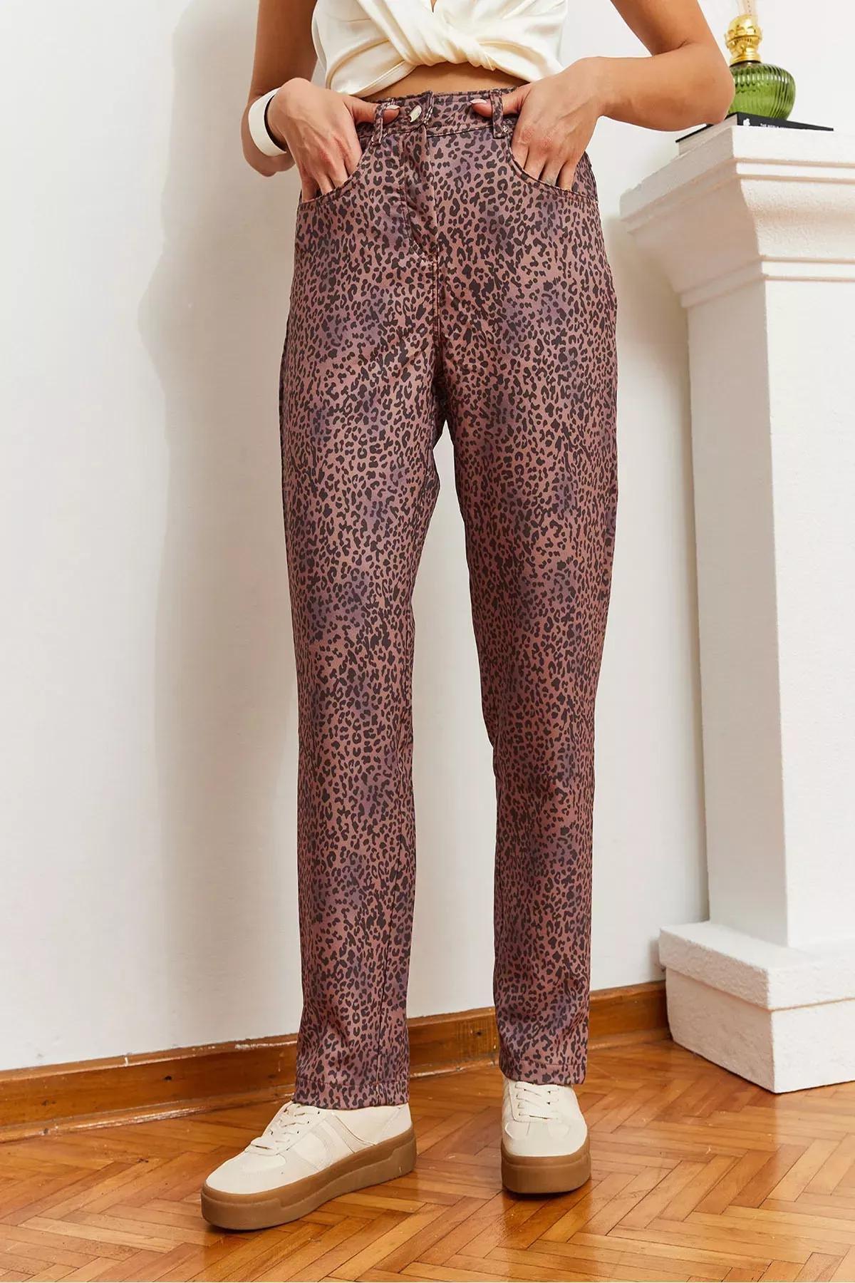 Brown Leopard Patterned Denim Pants, Brown, large image number 2