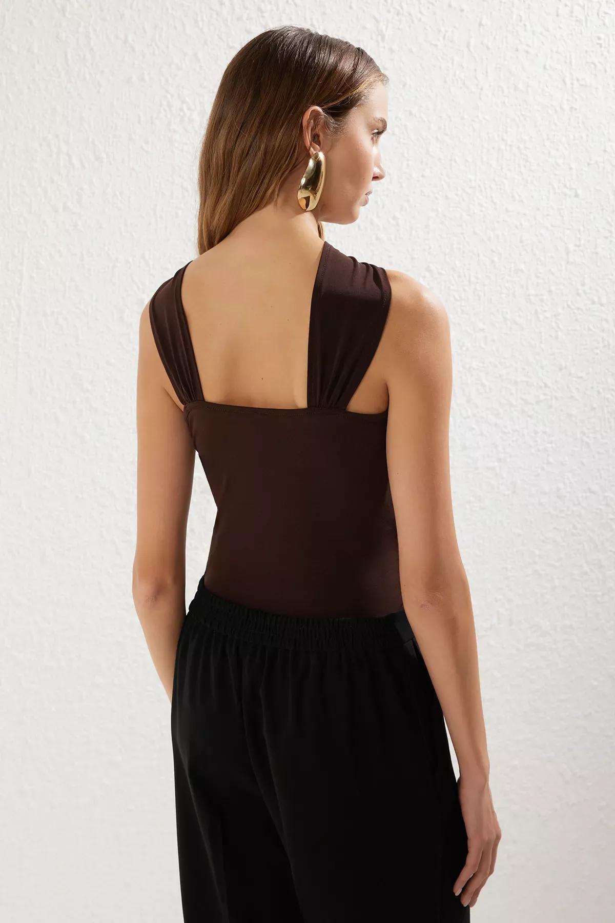 Brown Accessory Detail Snap Bodysuit, , large image number 4