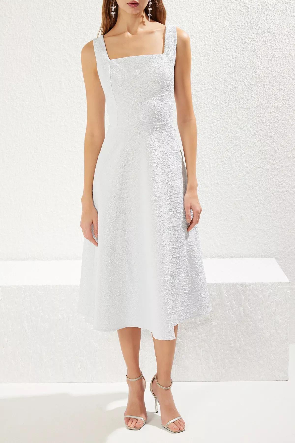 White A-Line Pleated Dress, , large image number 2