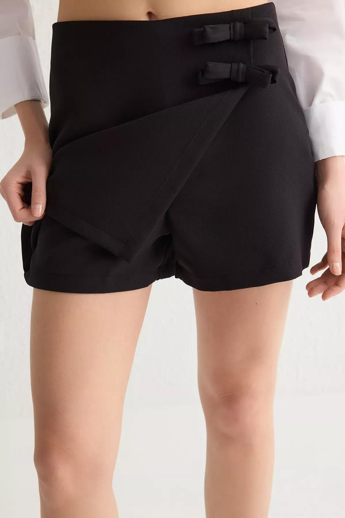 Black Mini Bow Detailed Skort, , large image number 3