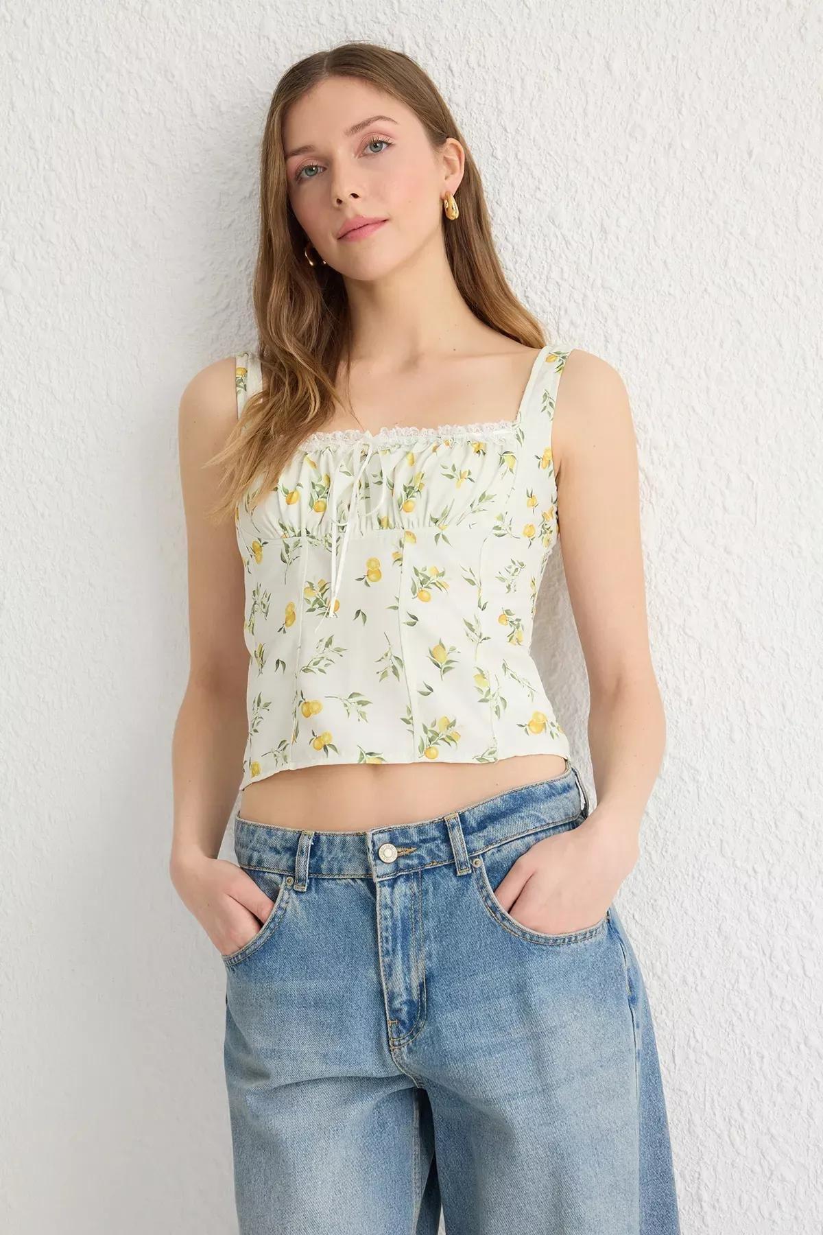 Beige Lemon Patterned Crop Top, , large image number 1