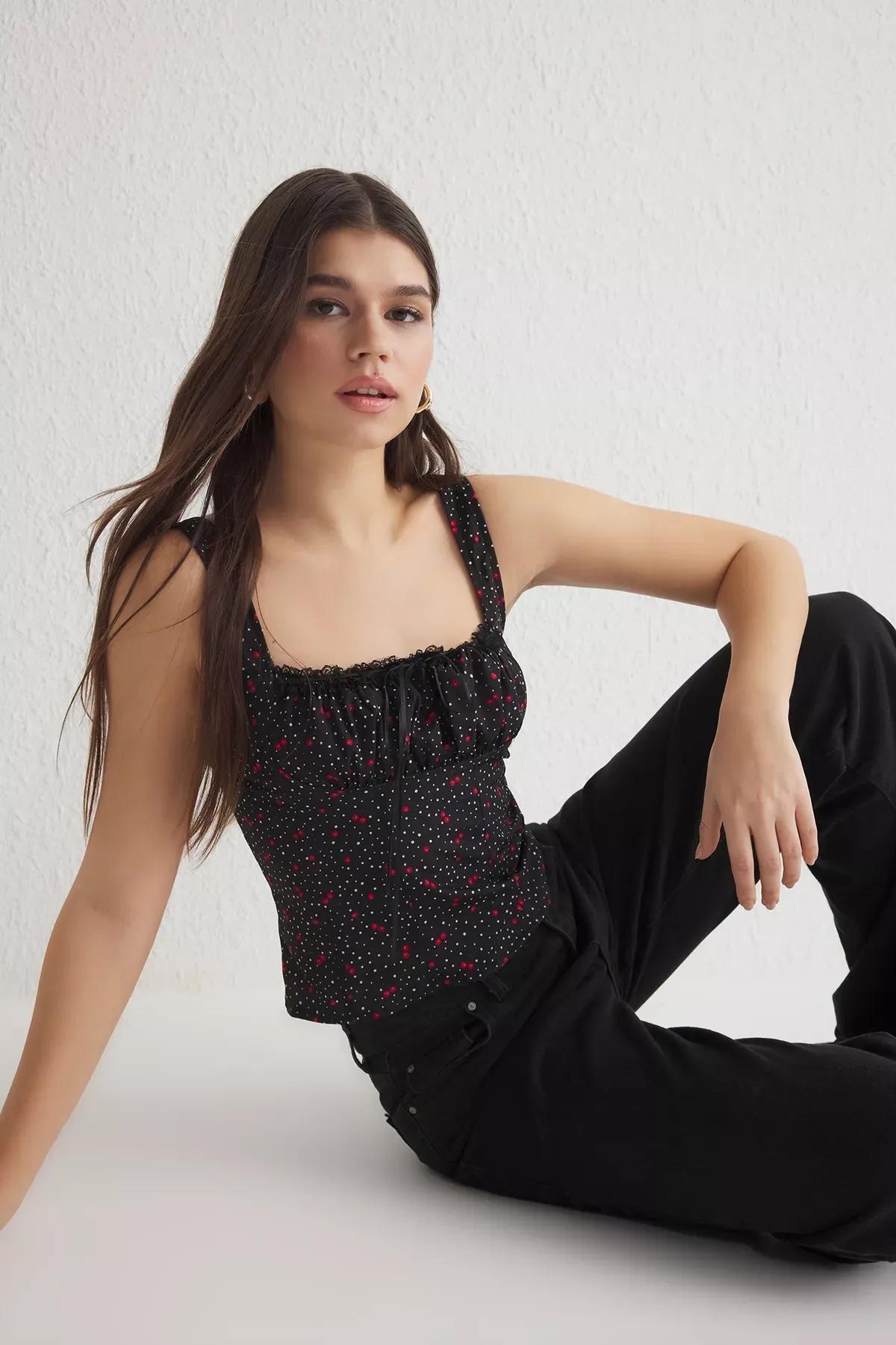 Black Strappy Cherry Front Crop Blouse, , large image number 1