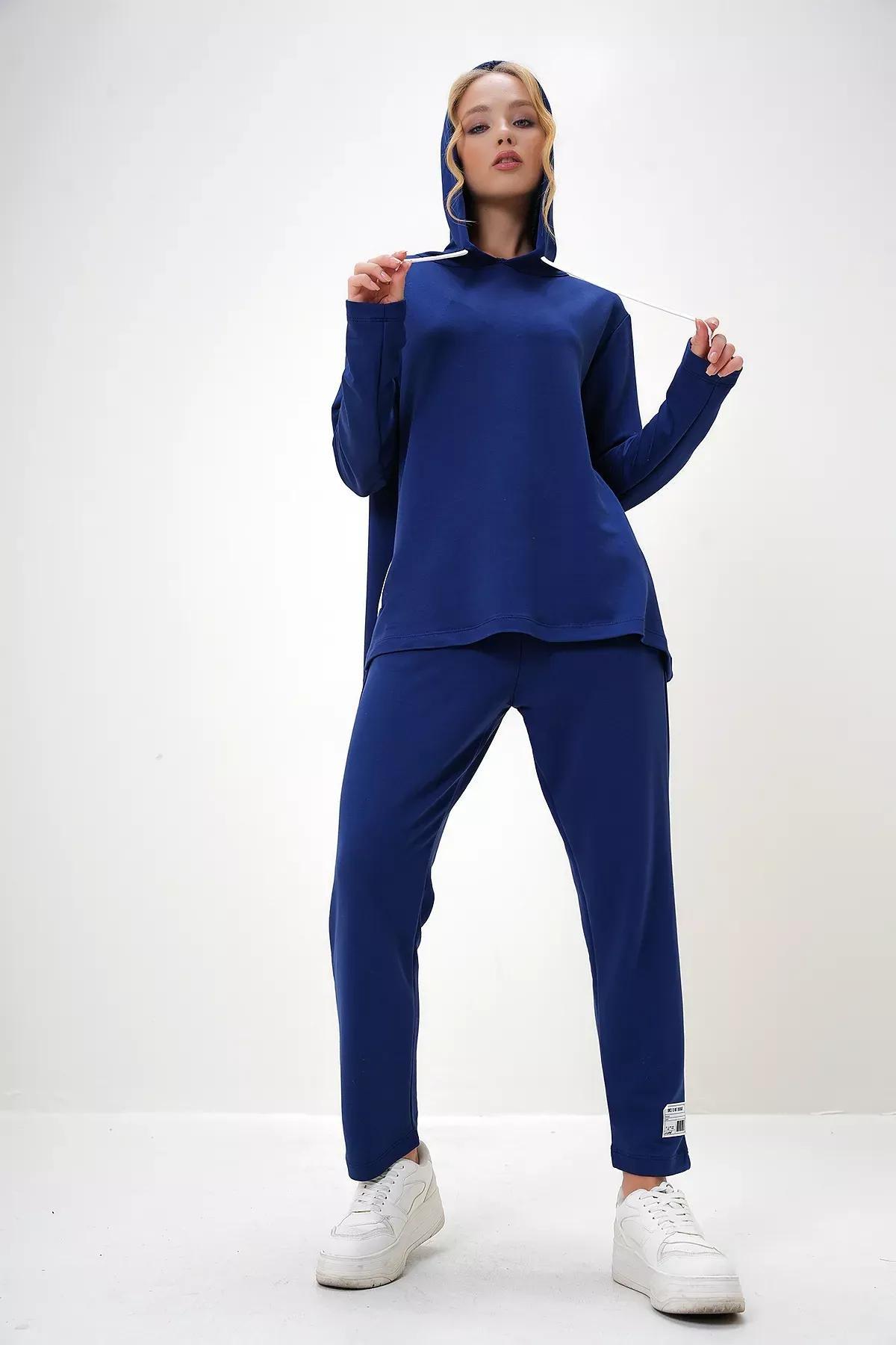 Blue Emblem Hooded Tracksuit, Sax, medium