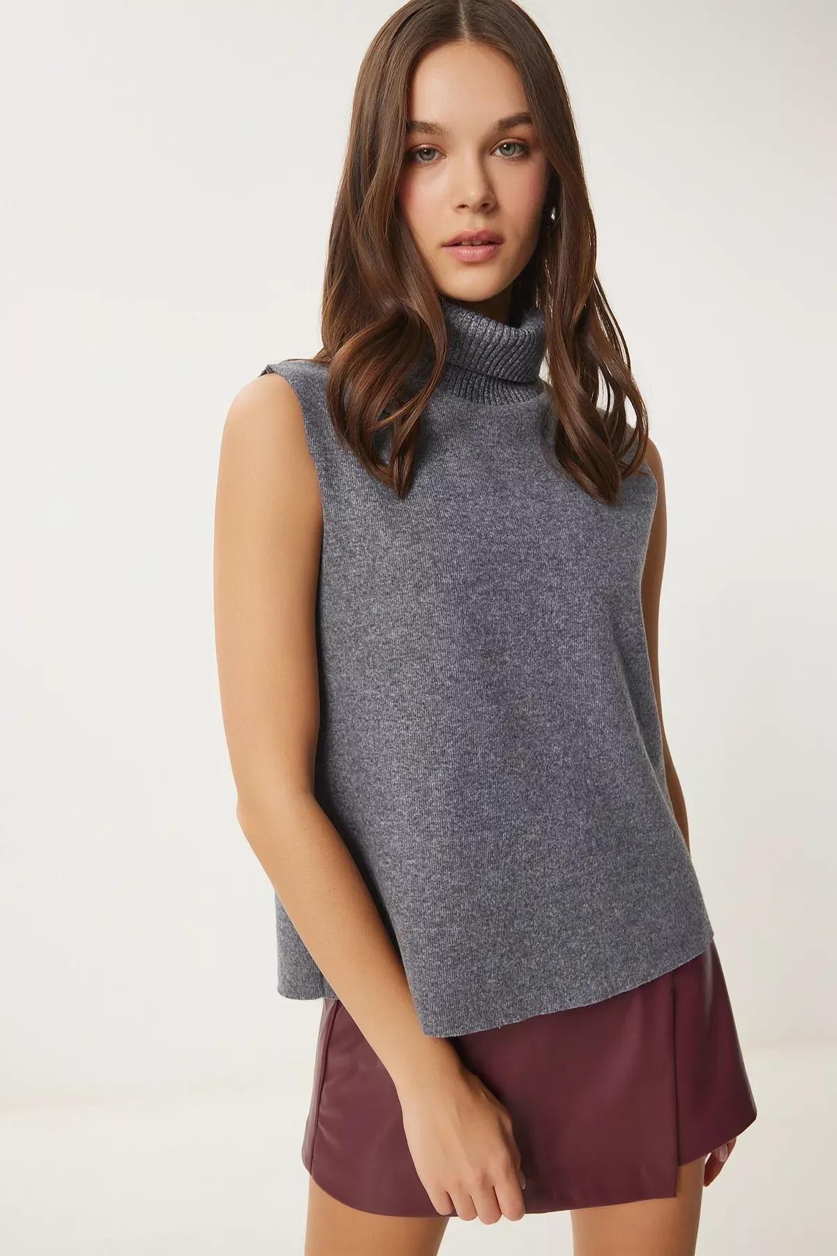 Grey Turtleneck Ribbed Blouse, , large image number 2