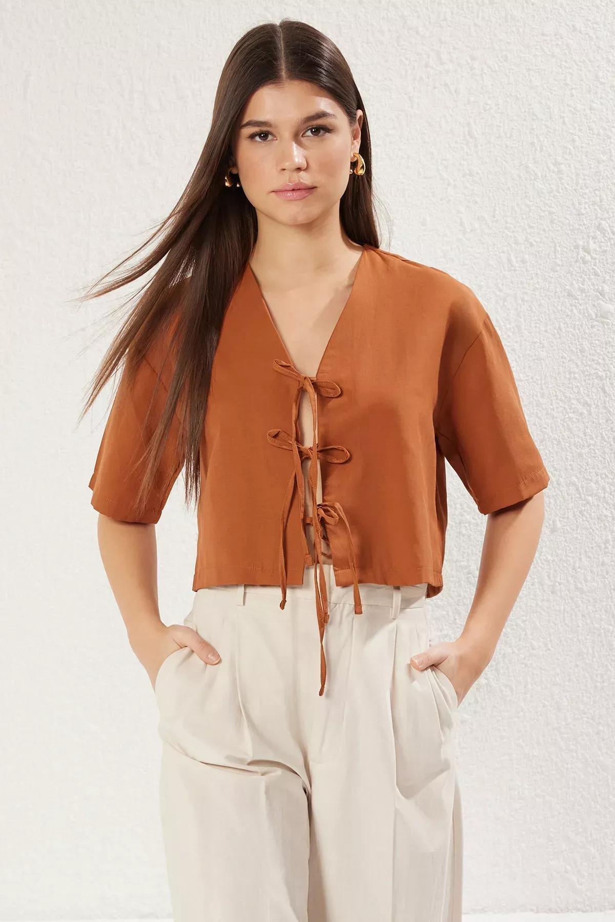 Brown Tie Crop Blouse, Brown, large image number 0