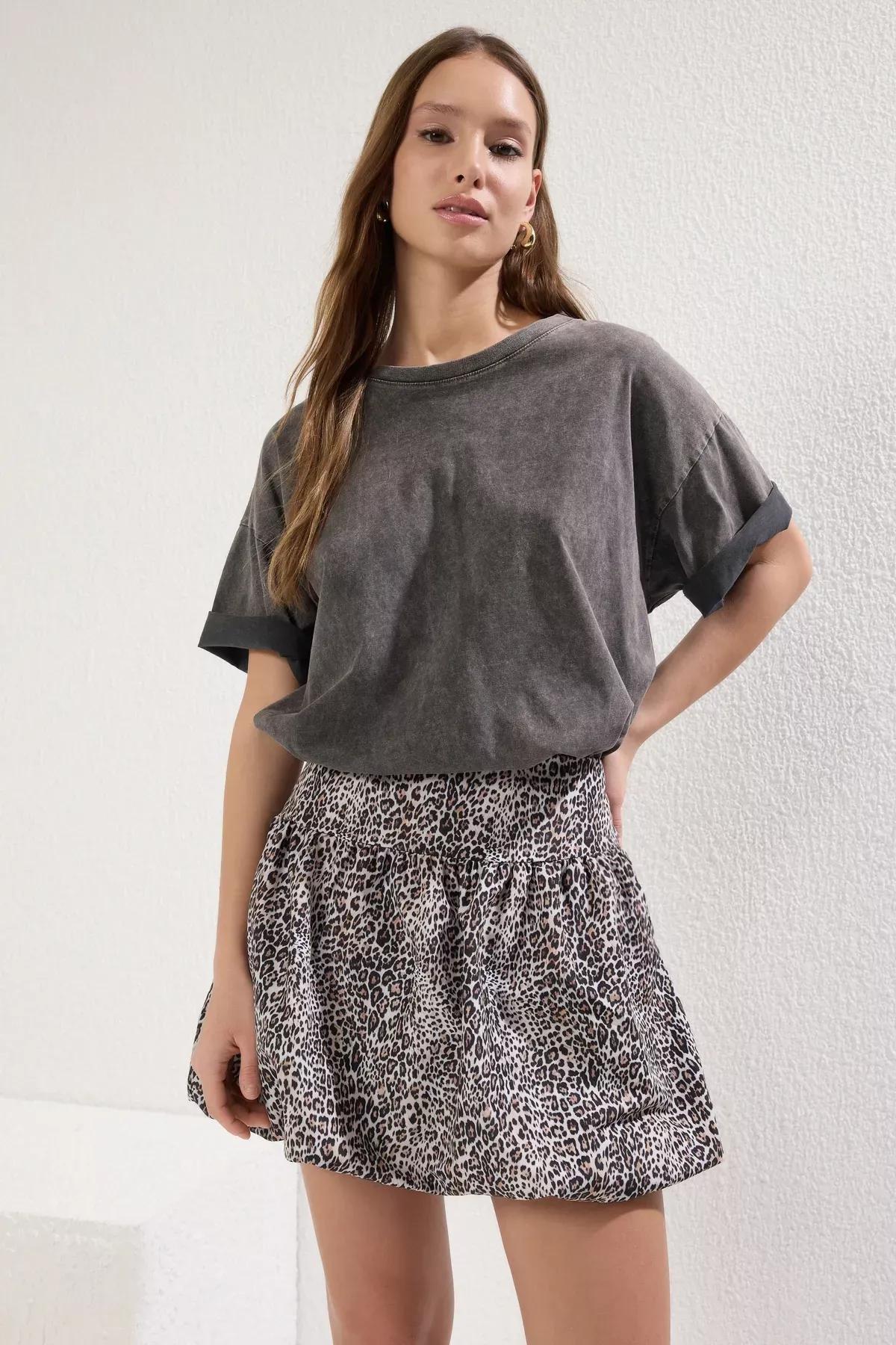 Black Leopard Mini Woven Skirt, Very colorful, large image number 2