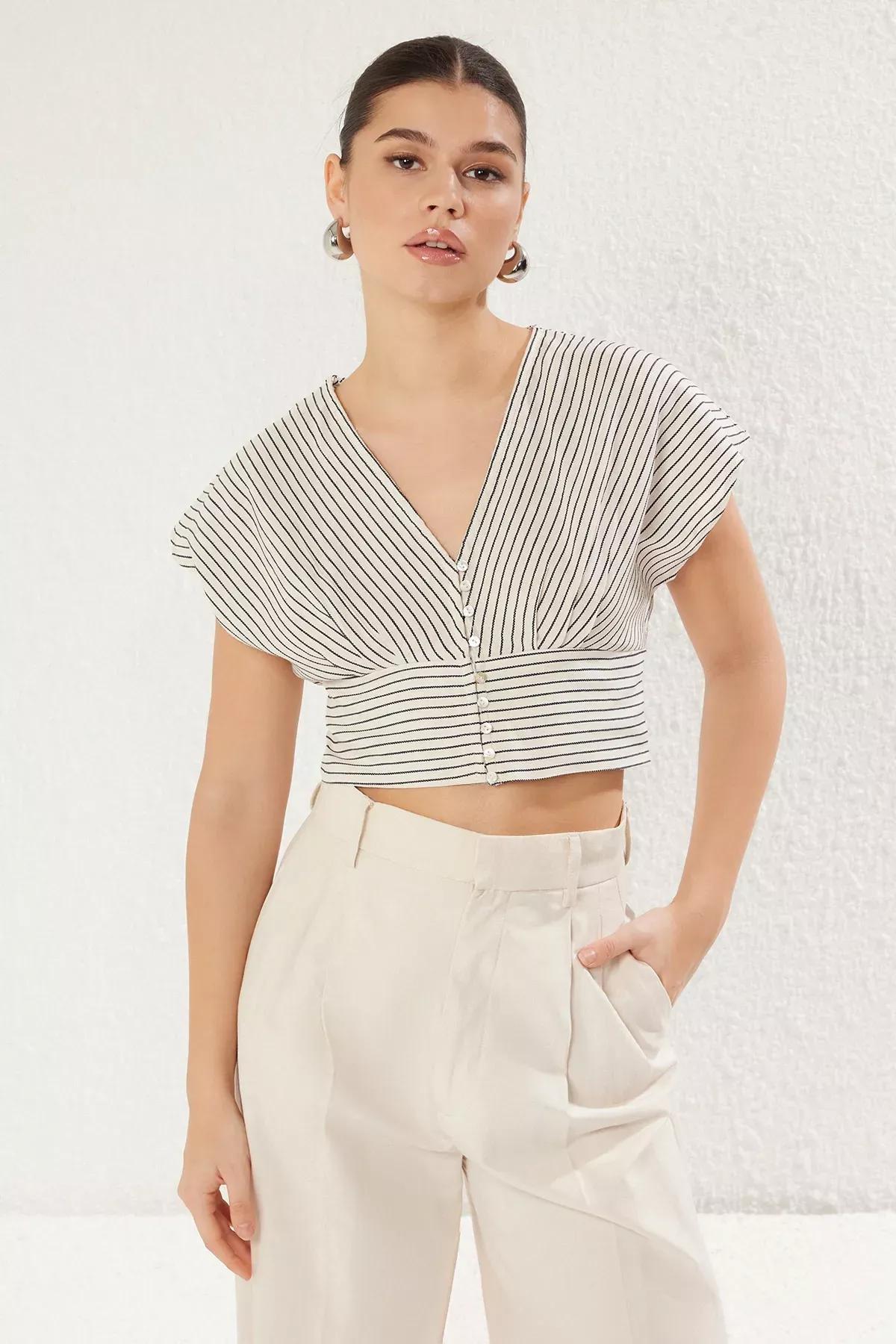 White Linen Look Short Sleeve Crop, , large image number 0