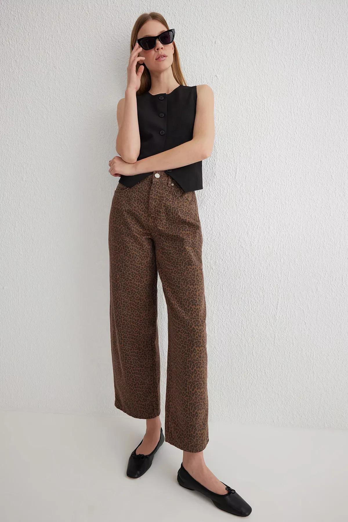 Black Leopard Skater Jeans, C101_7382, medium