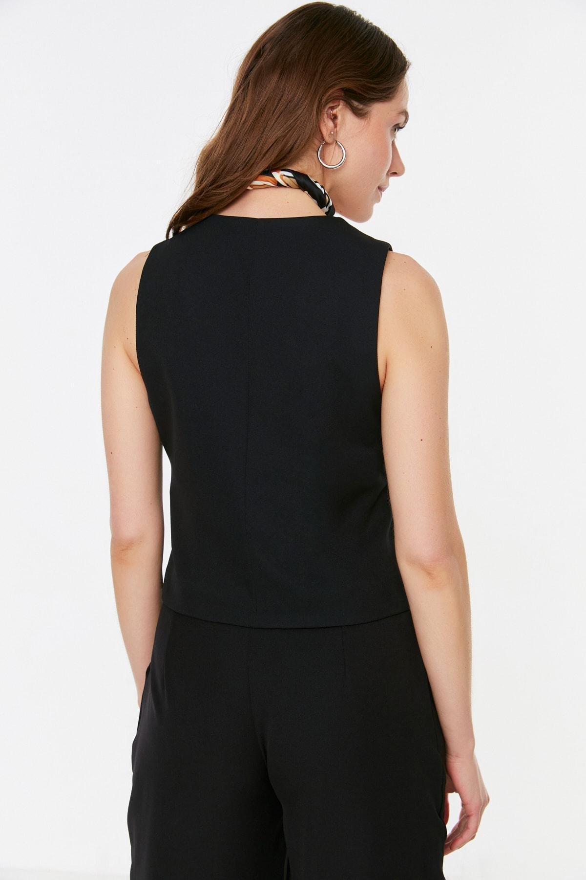 Black V-Neck Fitted Vest, , large image number 4