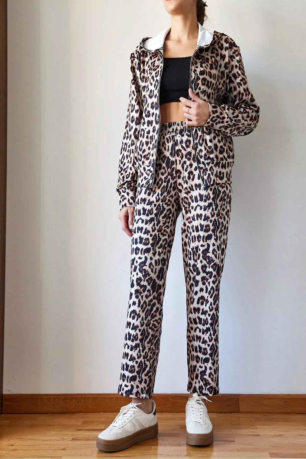 Cream Leopard Print Lounge Set, , large image number 0