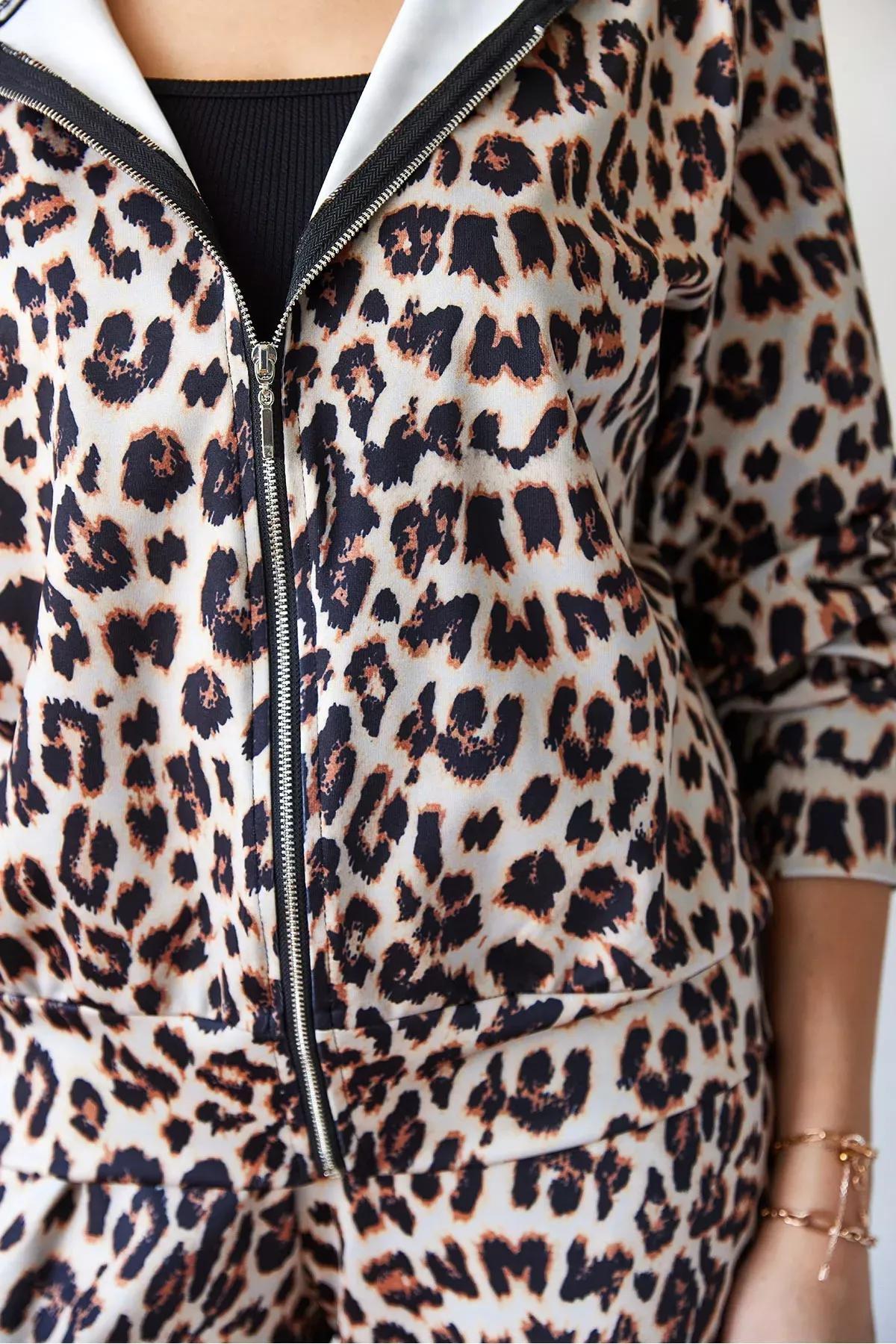 Cream Leopard Print Lounge Set, , large image number 3