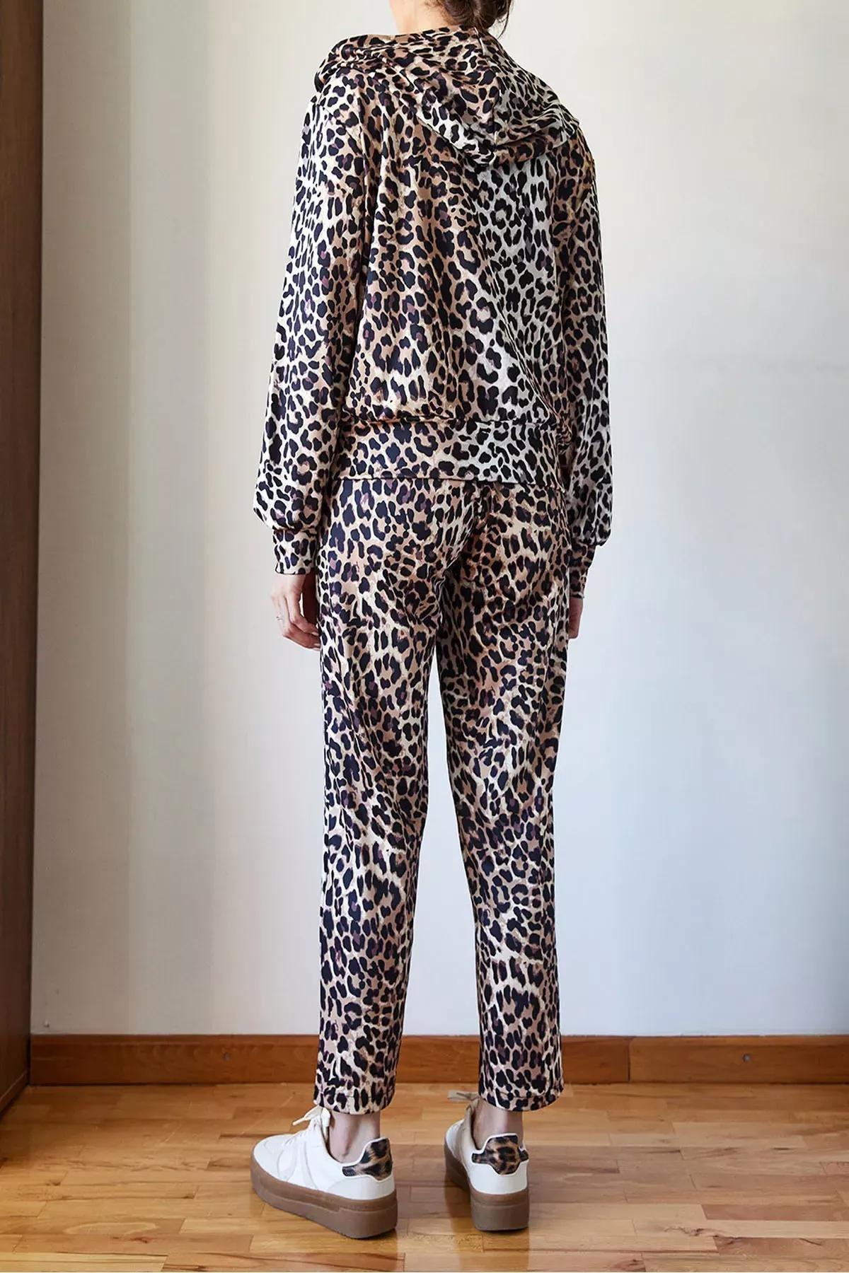 Cream Leopard Print Lounge Suit, , large image number 4