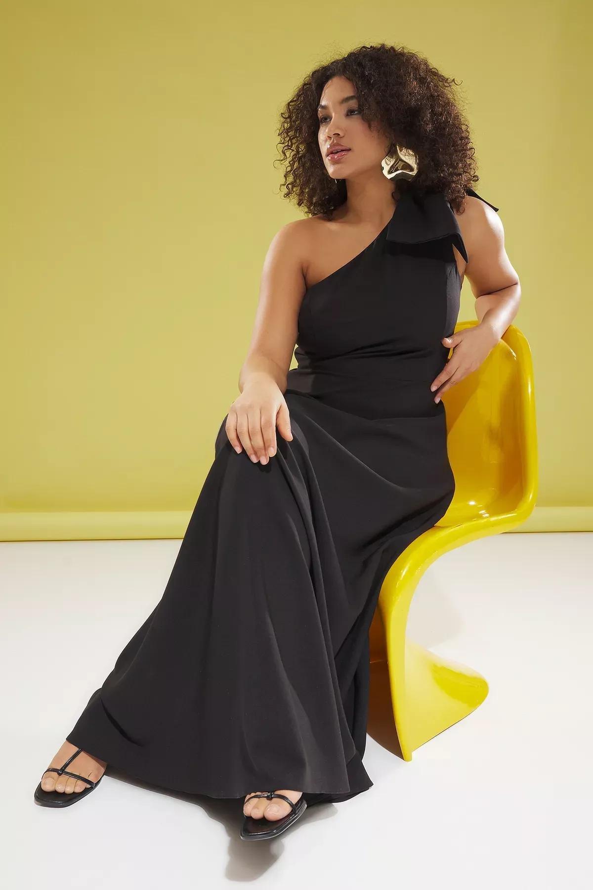 Black bowknot one shoulder dress, , large image number 1