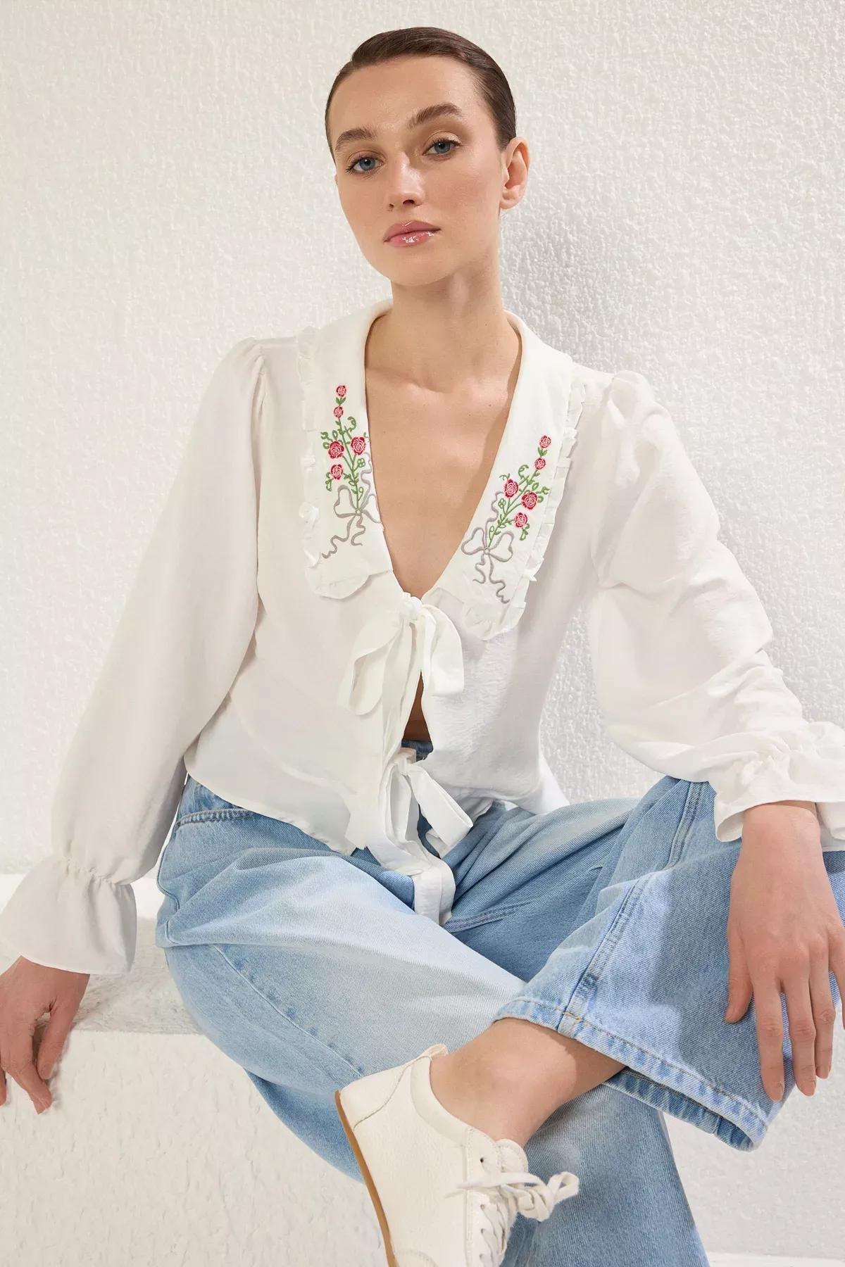 White Embroidery Front Tie Shirt, White, large image number 0