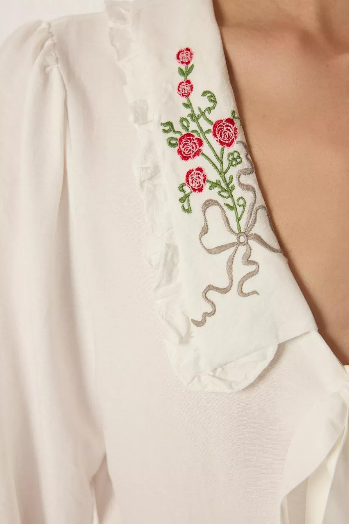 White Embroidery Front Tie Shirt, White, large image number 3