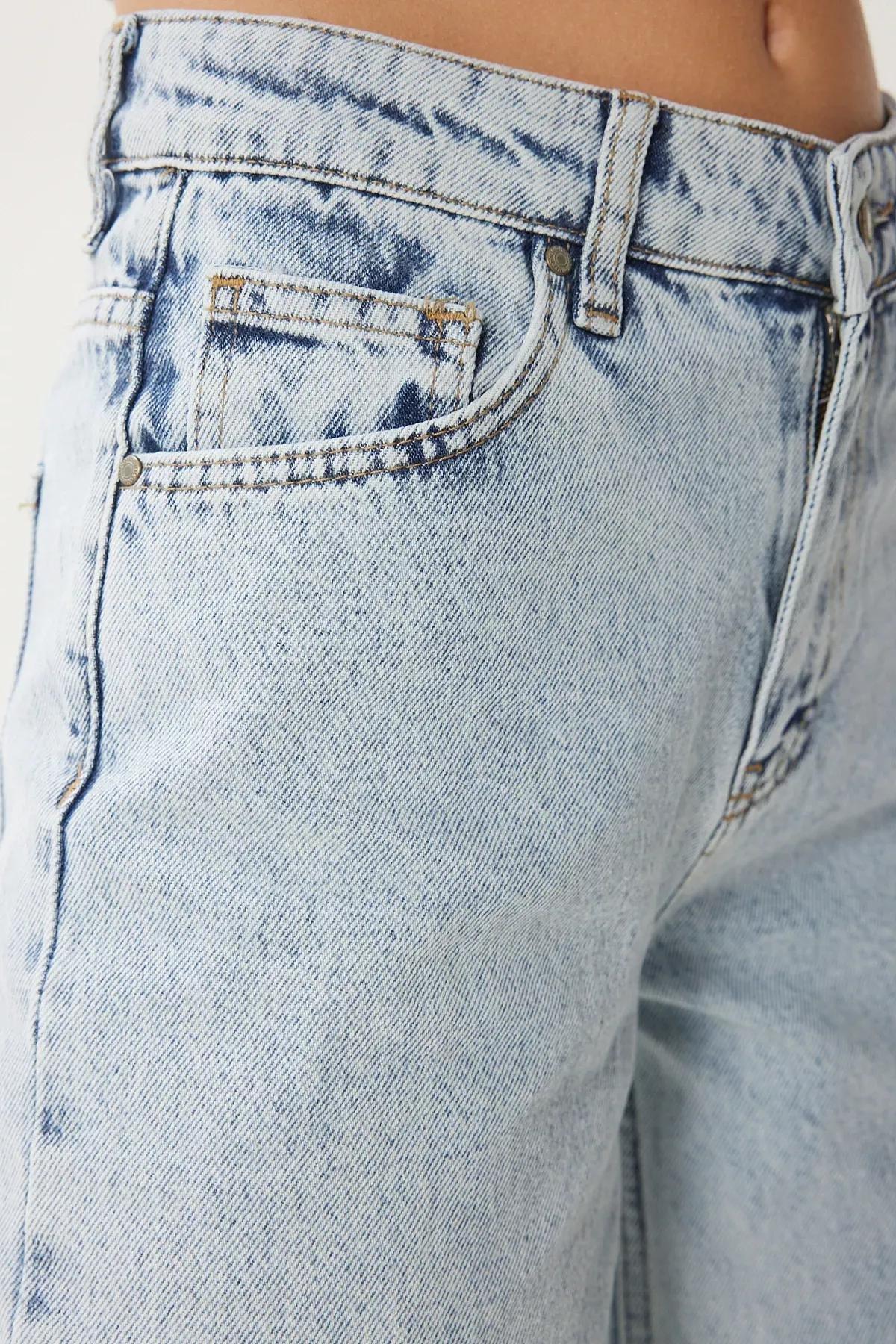 Blue Mid Waist Wide Leg Jeans, ICE BLUE, large image number 5