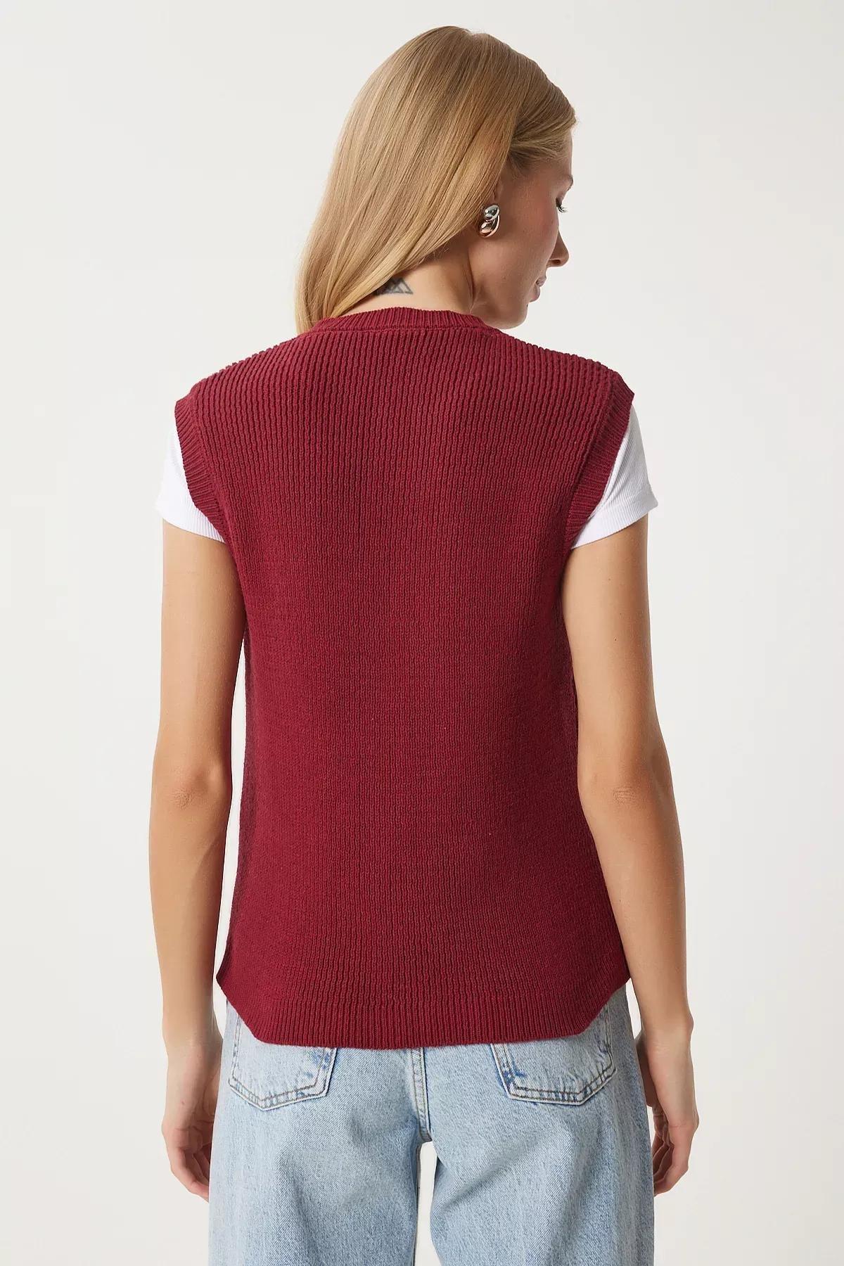 Burgundy Buttoned Pocket Knit Vest, C101_7277, large image number 4