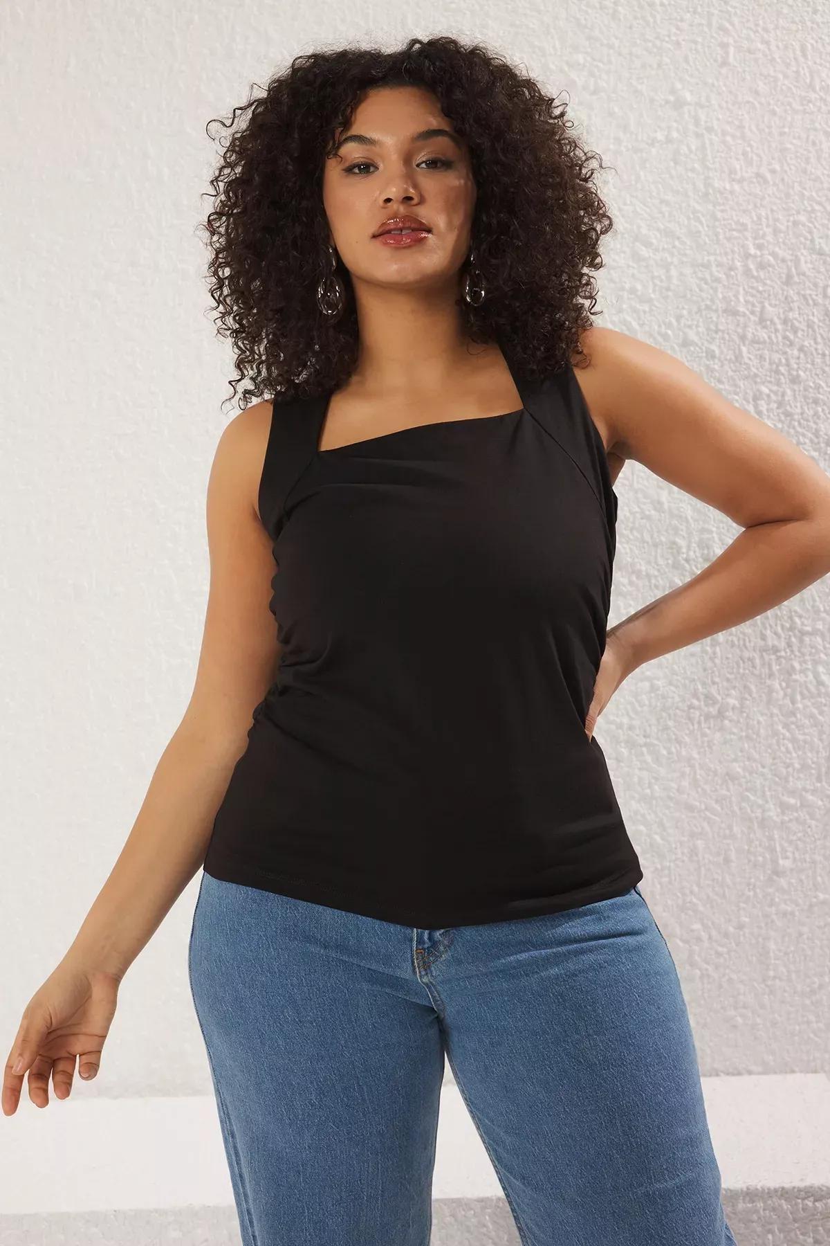 Black Plain Square Neck Strappy Gathered Blouse, , large image number 0