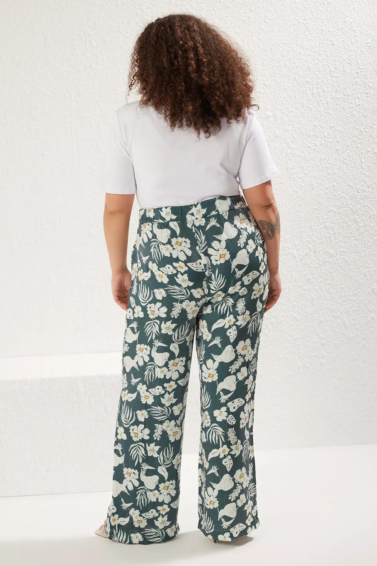 Multicolour High Waist Relaxed Floral Plus-Size Trousers, C101_7382, large image number 4