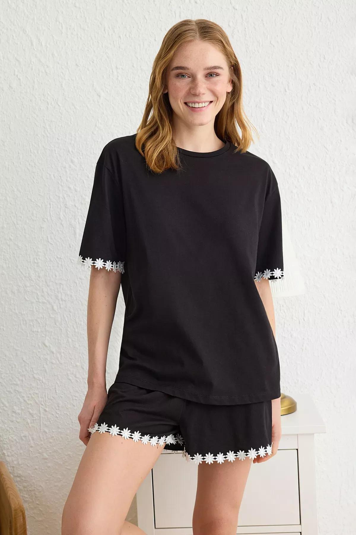 Black Daisy Stripe Pajama Set, , large image number 1