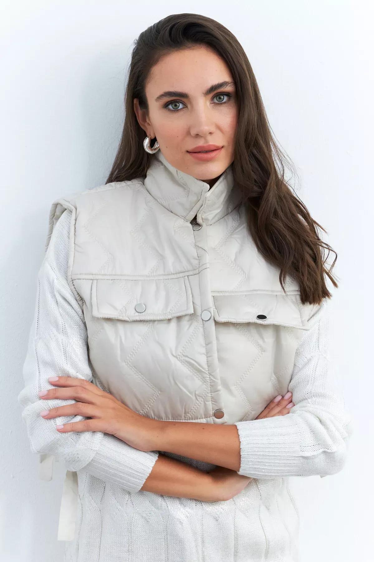 Beige Crop Vest, Beige, large image number 1