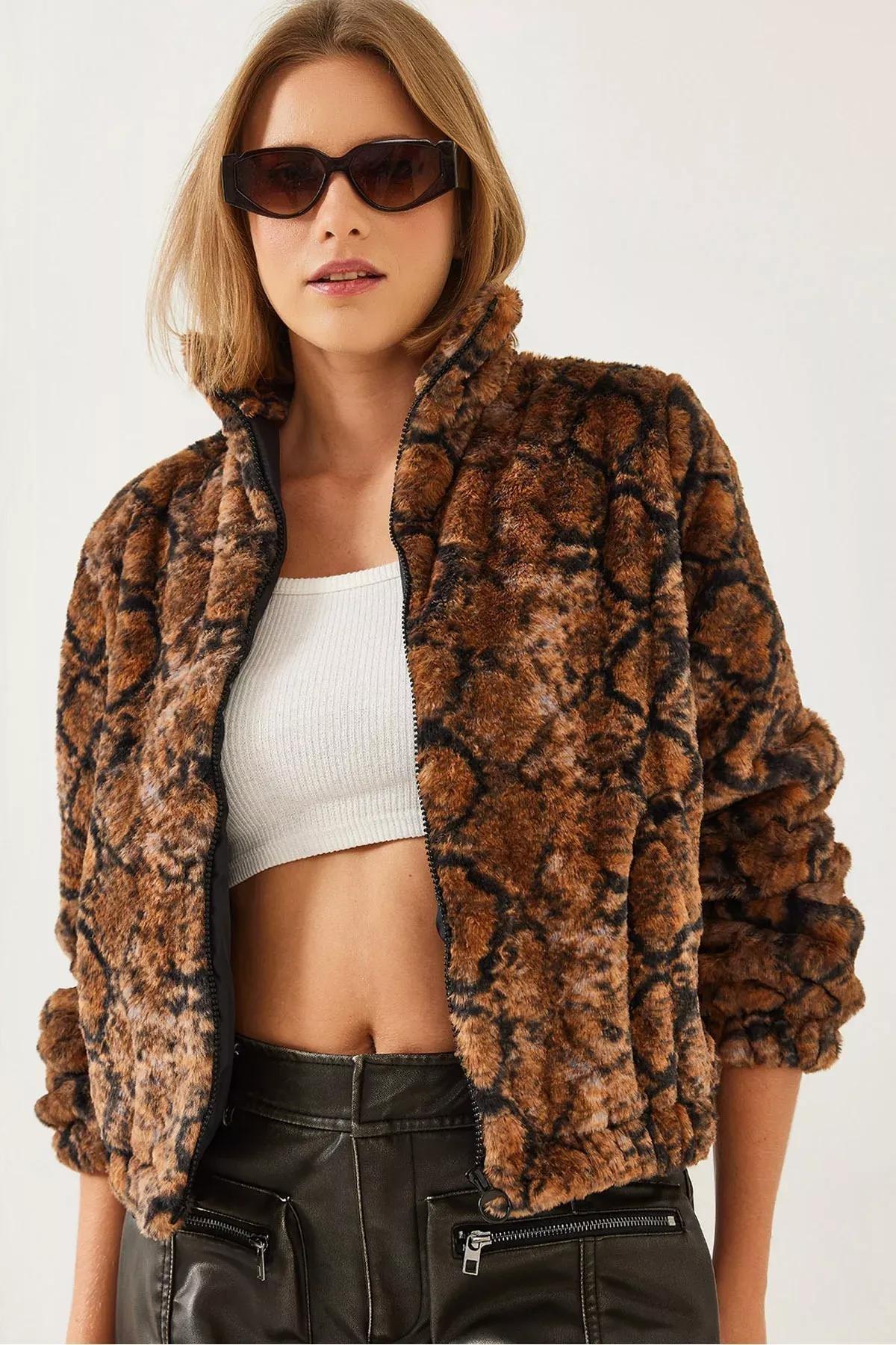 Brown Turtleneck Zippered Plush Coat, Black-Camel, medium