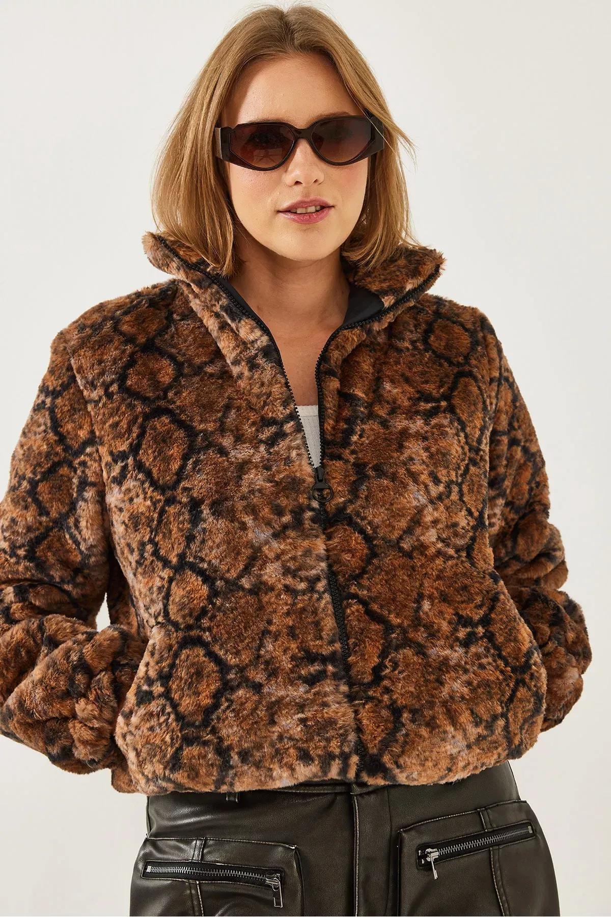 Brown Turtleneck Zippered Plush Coat, Black-Camel, large image number 1