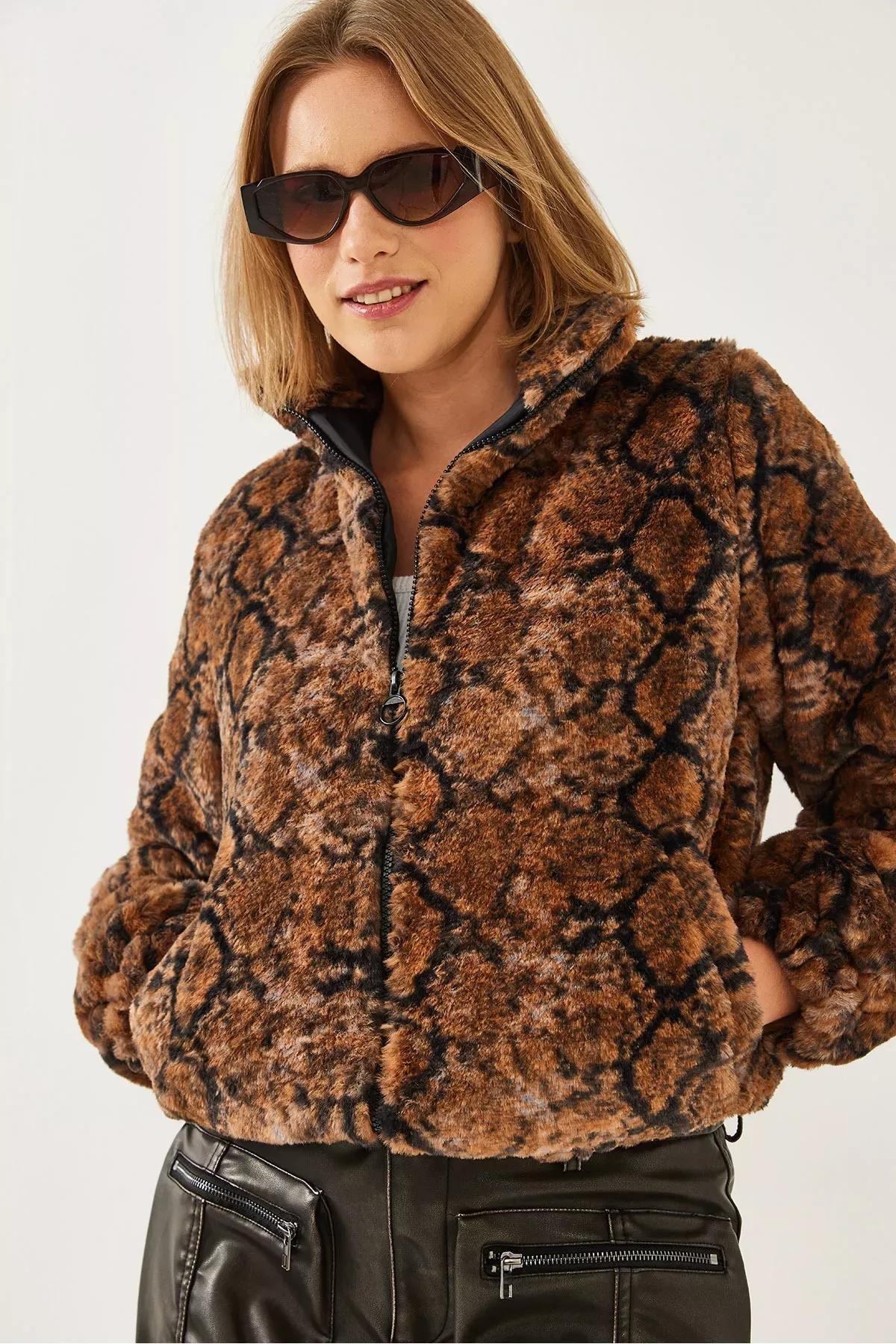 Brown Turtleneck Zippered Plush Coat, Black-Camel, large image number 2