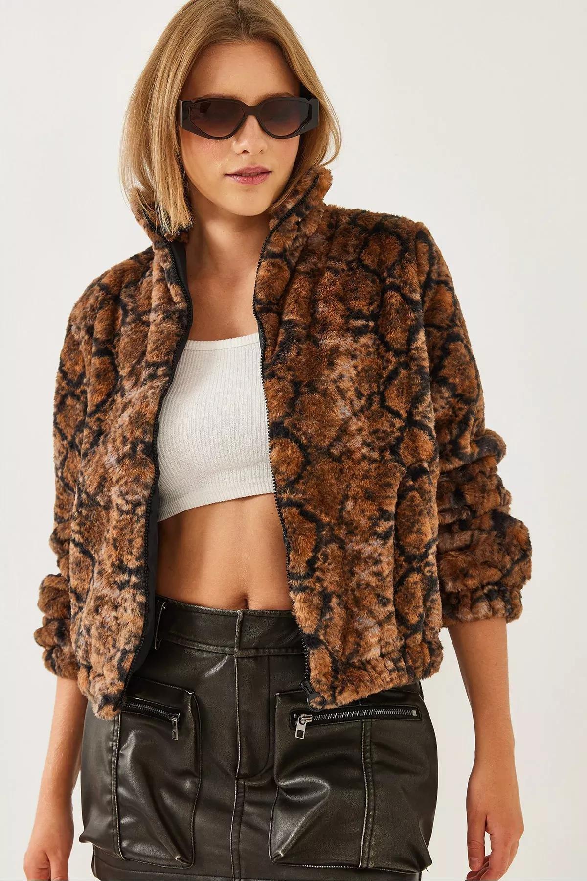 Brown Turtleneck Zippered Plush Coat, Black-Camel, large image number 4