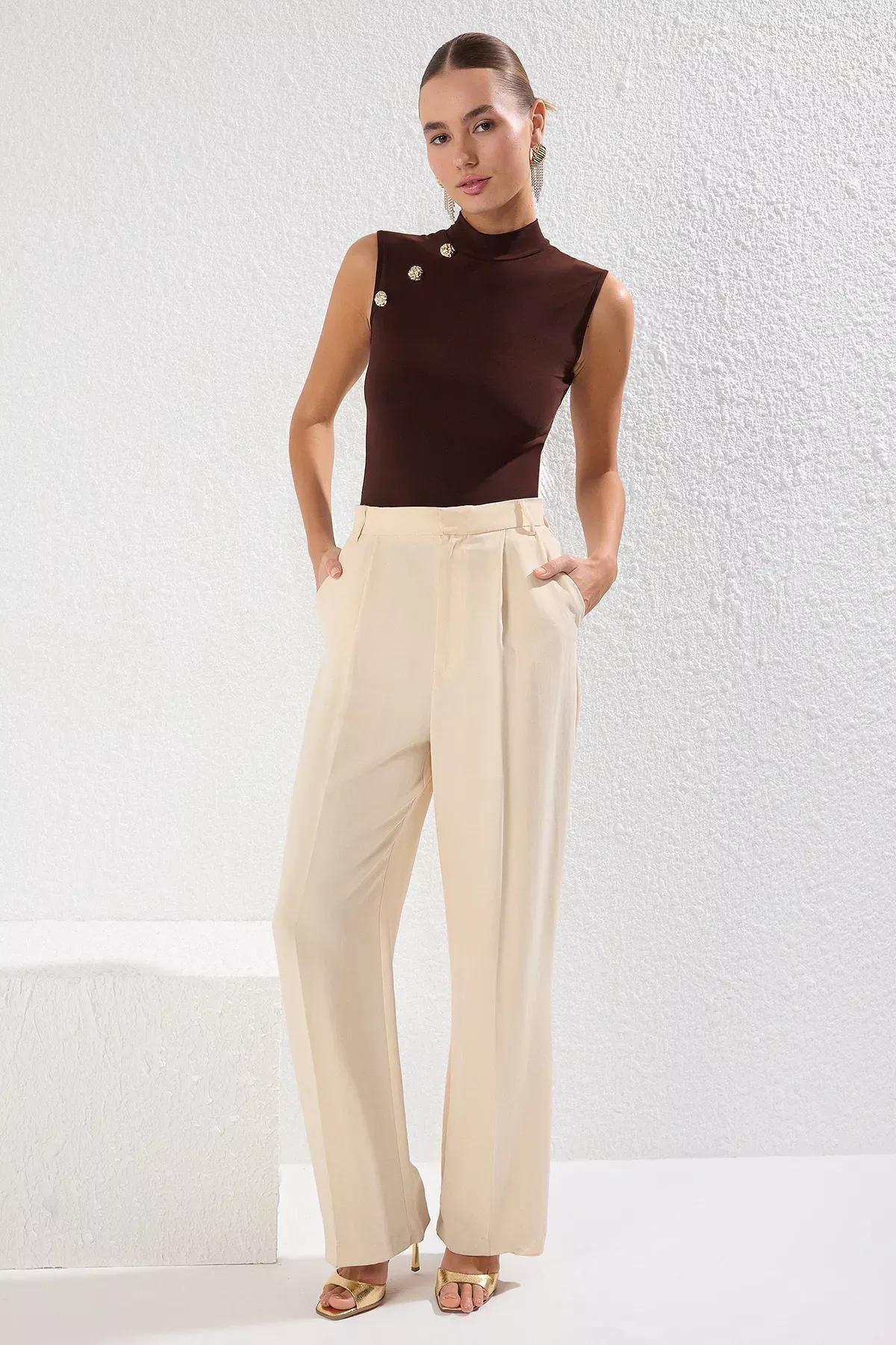 Brown Stand Collar Knit Blouse, Brown, large image number 1