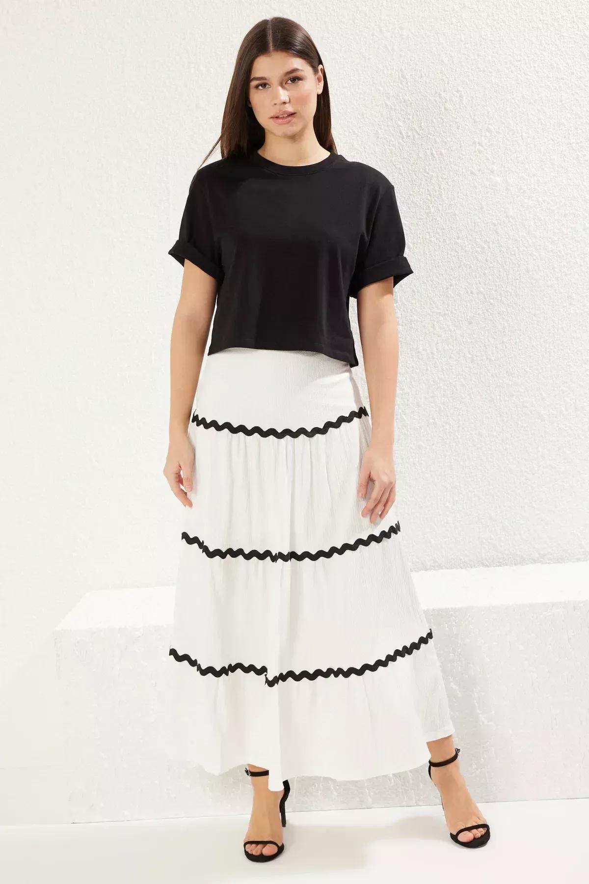 White Flared Crepe Knit Skirt, White, large image number 5