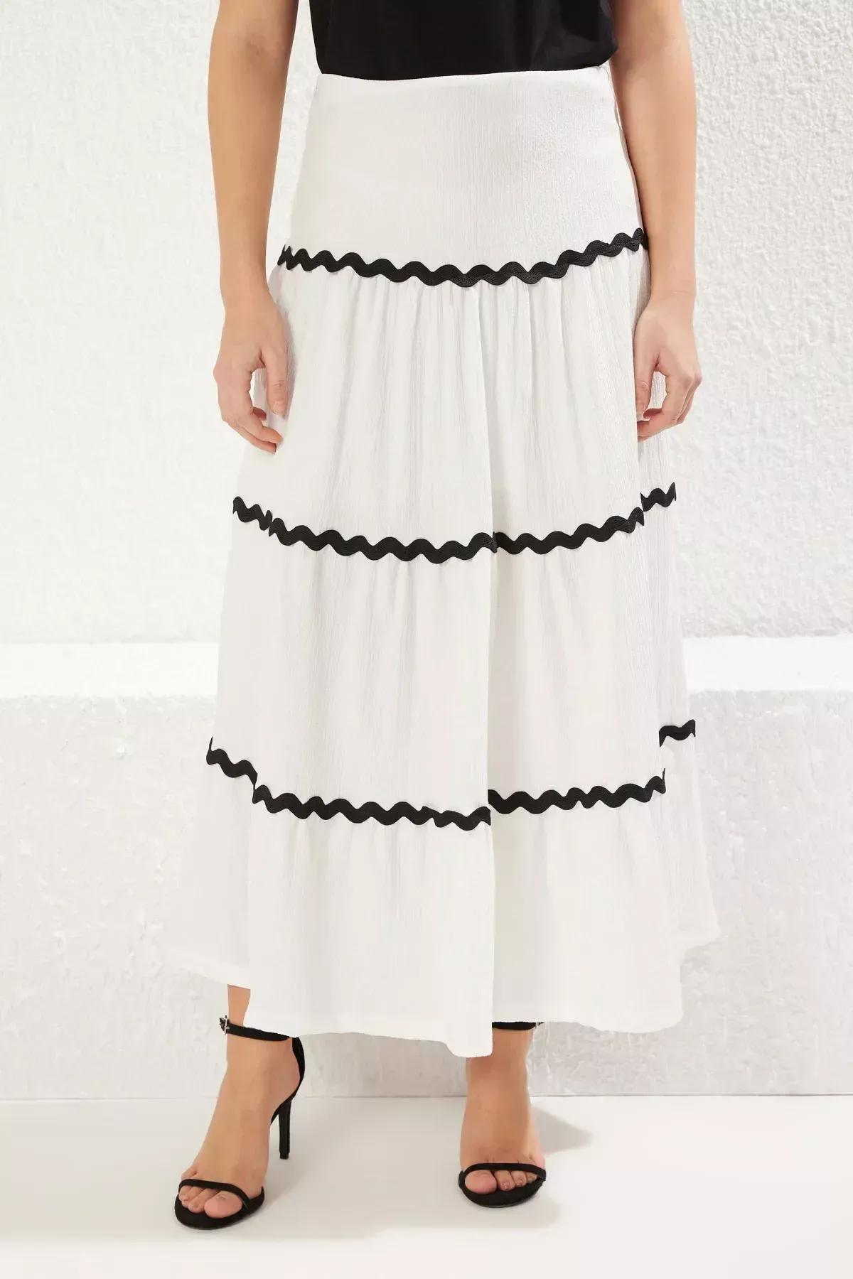 White Flared Crepe Knit Skirt, White, large image number 8