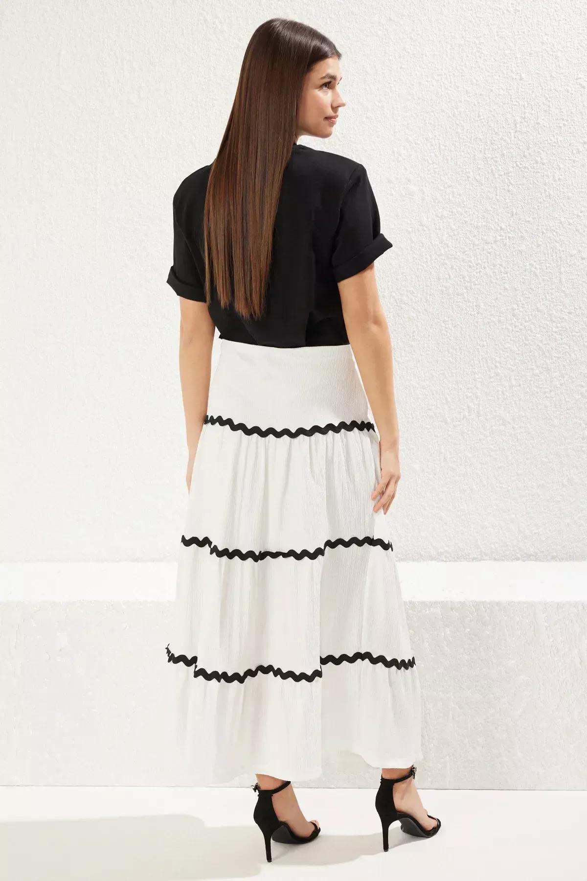 White Flared Crepe Knit Skirt, White, large image number 9