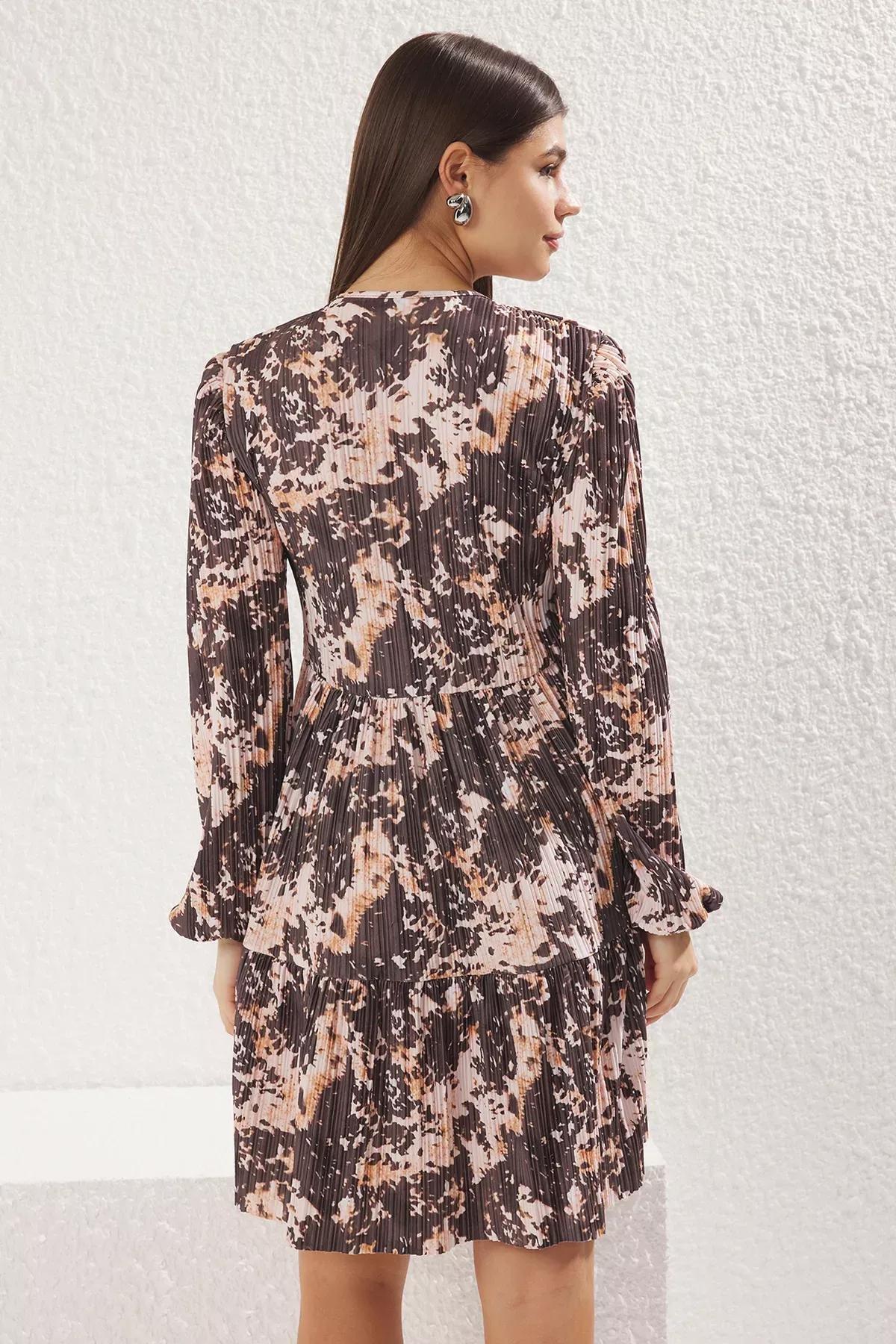 Multicolour Printed Pleated Bodycon Knit Dress, Very colorful, large image number 4