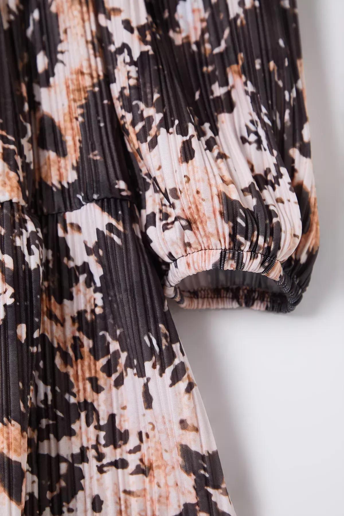 Multicolour Printed Pleated Bodycon Knit Dress, Very colorful, large image number 6