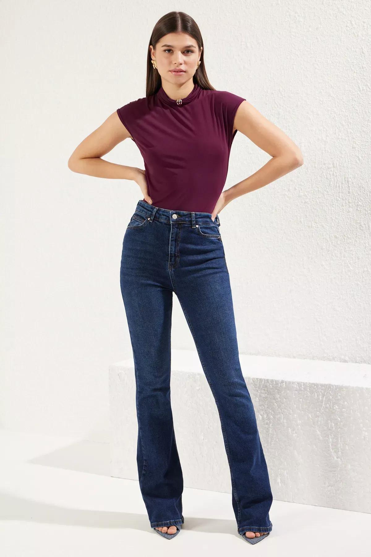 Red Fitted Knitted Bodysuit, , large image number 1