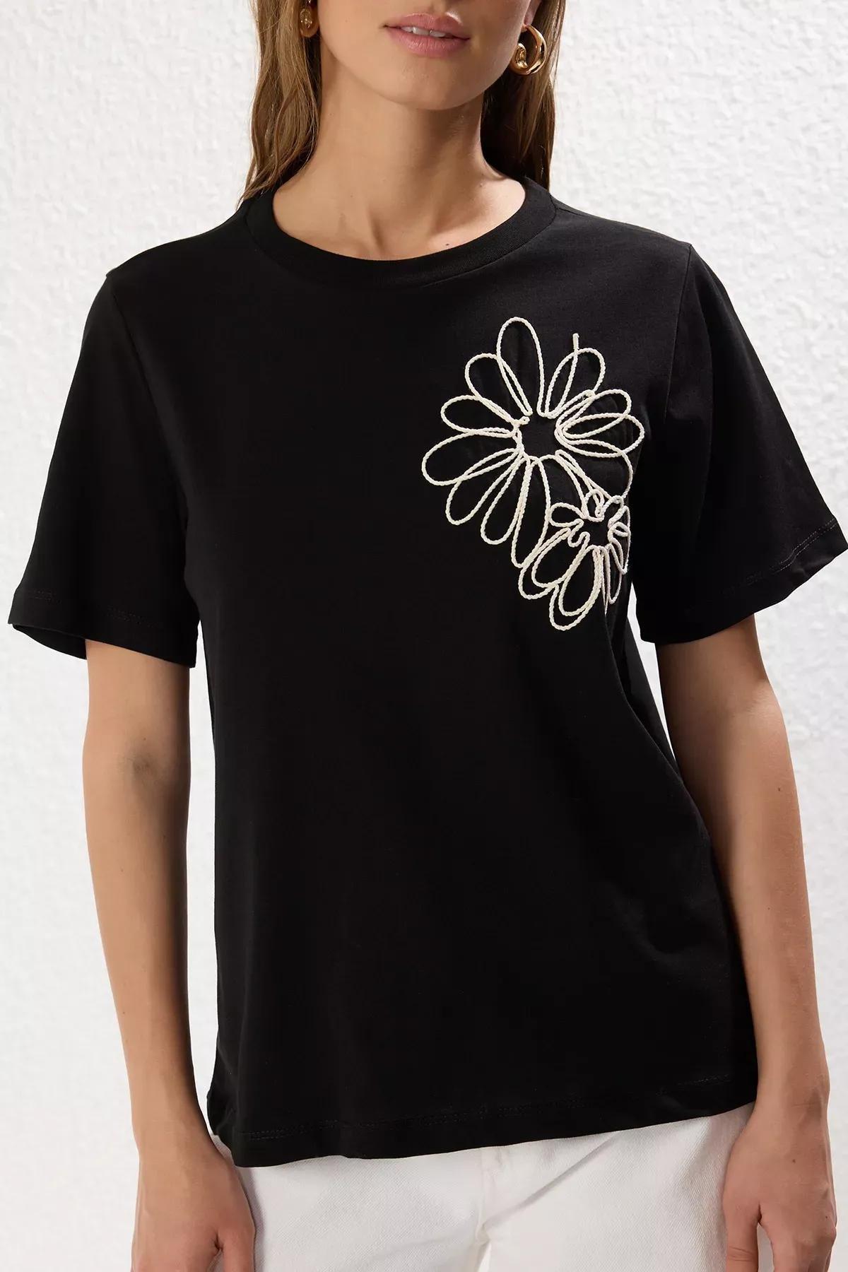 Black Flower Embroidered T-Shirt, BLACK, medium