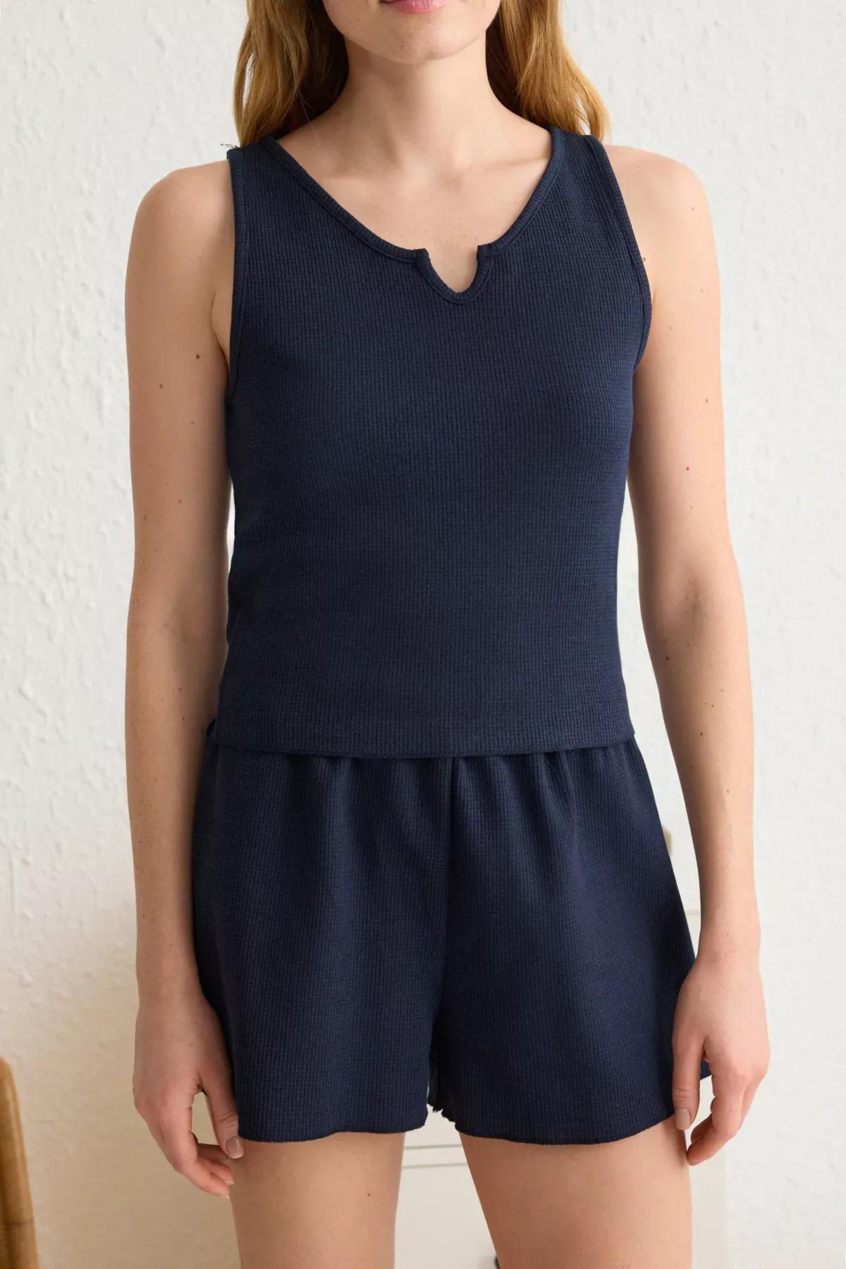 Navy Collar Detail Waffle Pajama Set with Shorts, Navy blue, large image number 3
