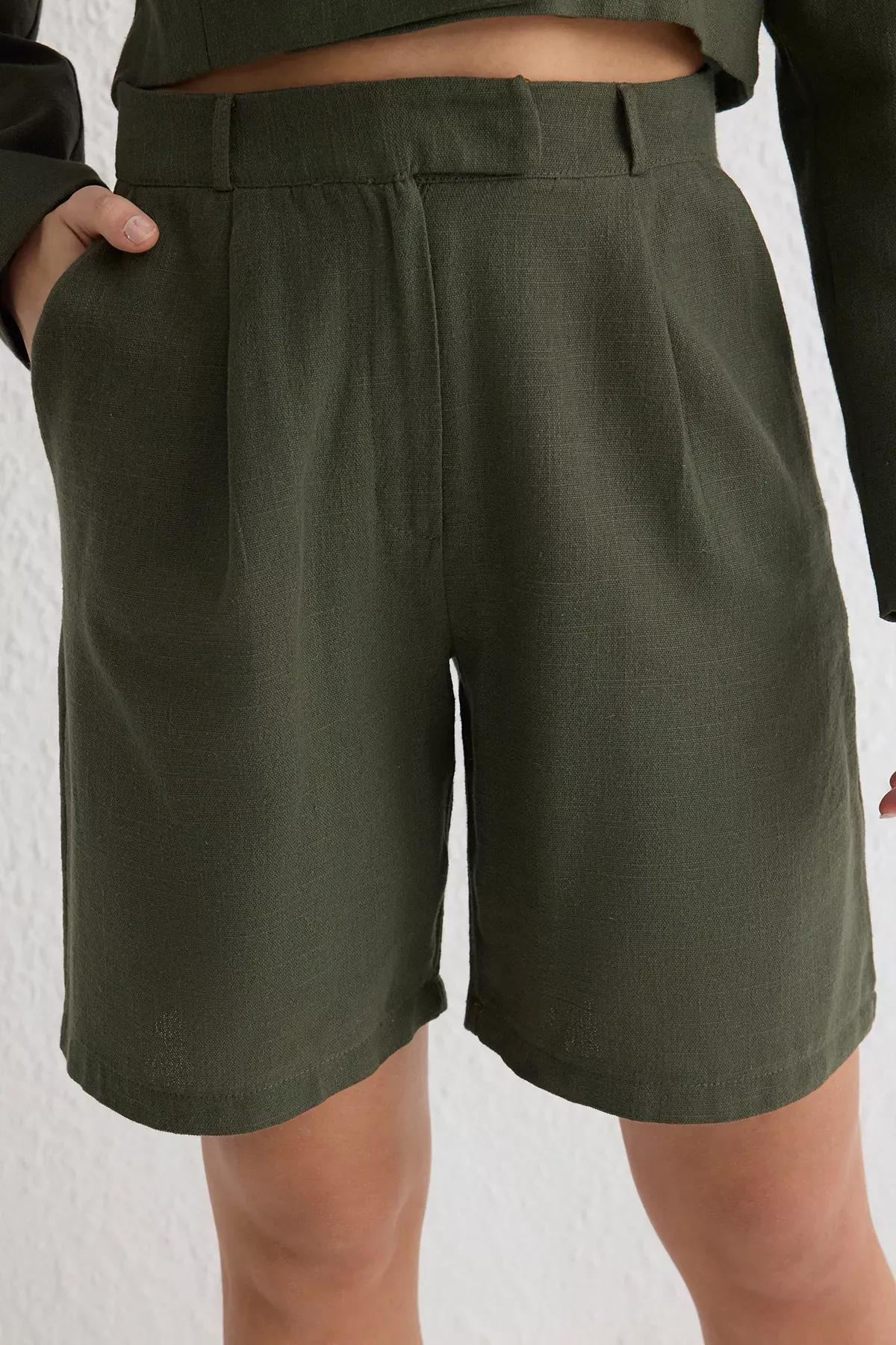 Green Linen Look Woven Bermuda Shorts, , large image number 2