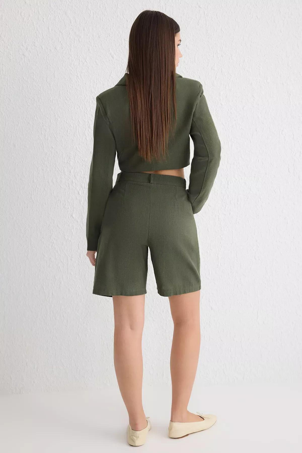 Green Linen Look Woven Bermuda Shorts, , large image number 4